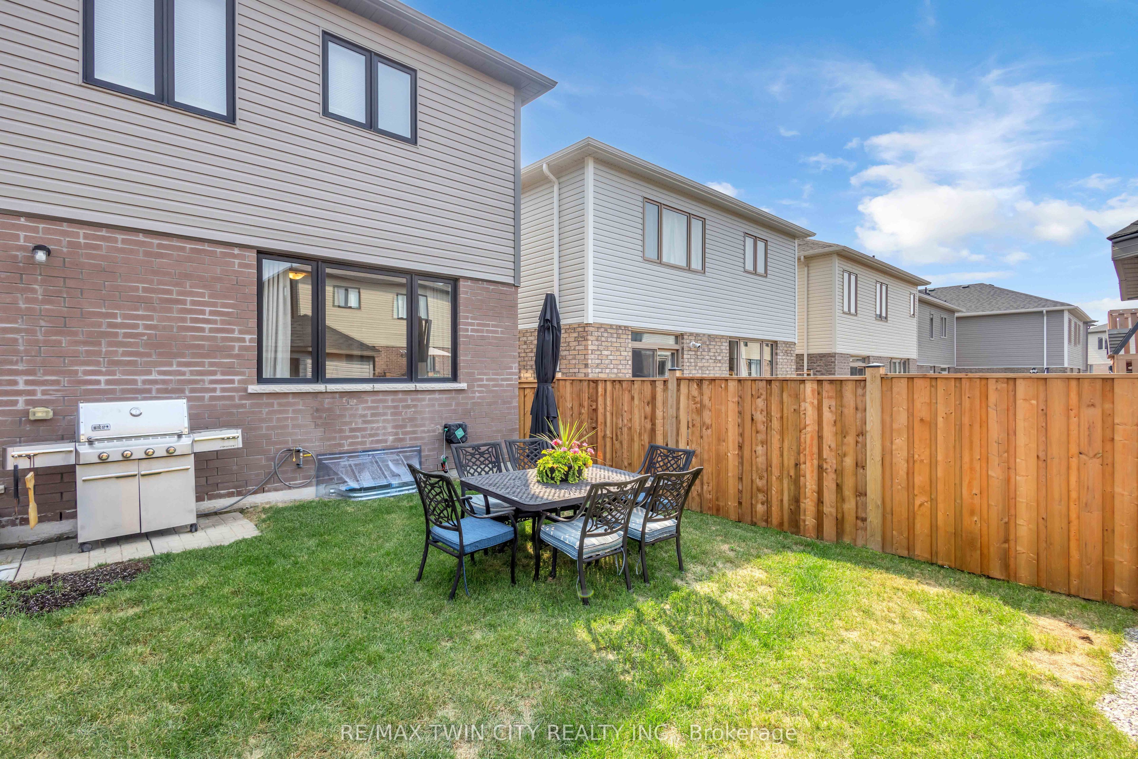 7 Mears Road Property Photo 38