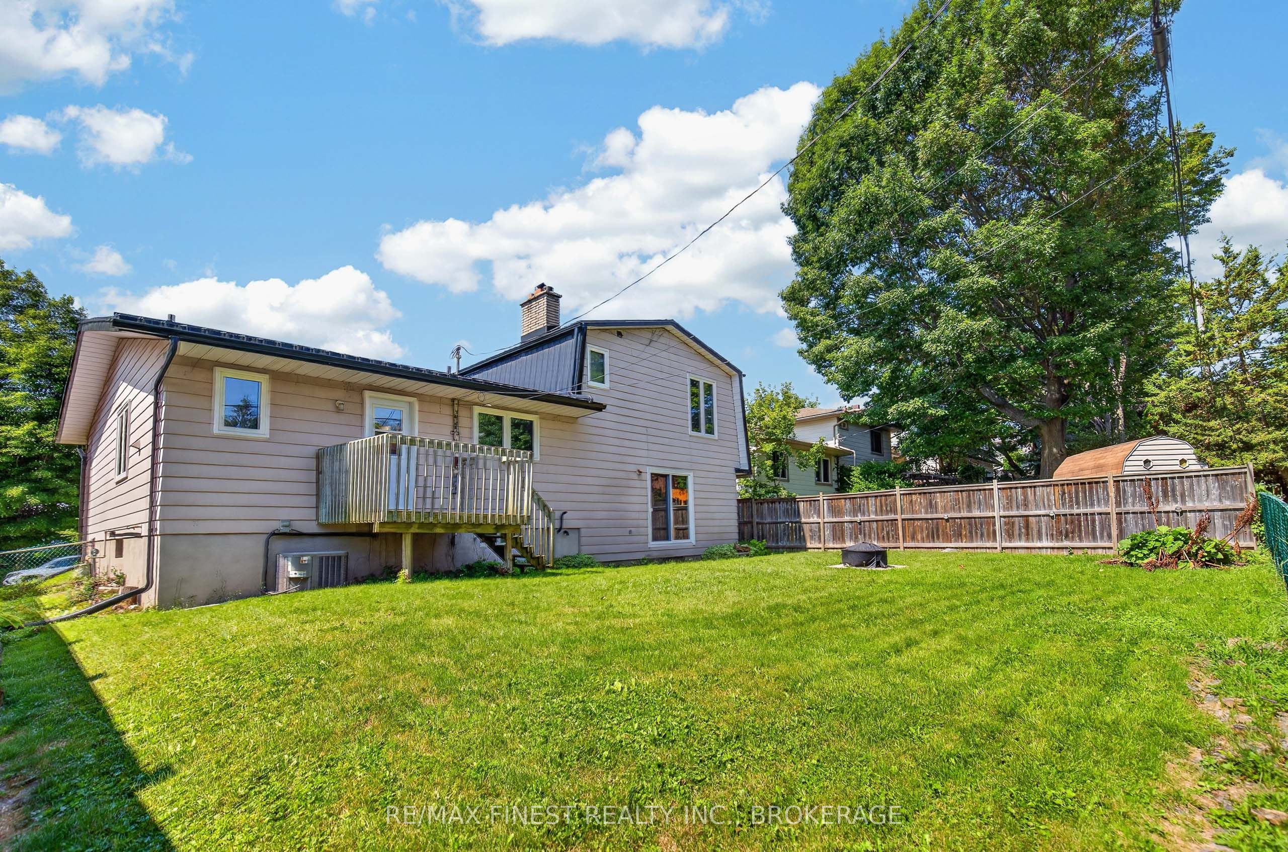 881 Ludgate Crescent Property Photo 43