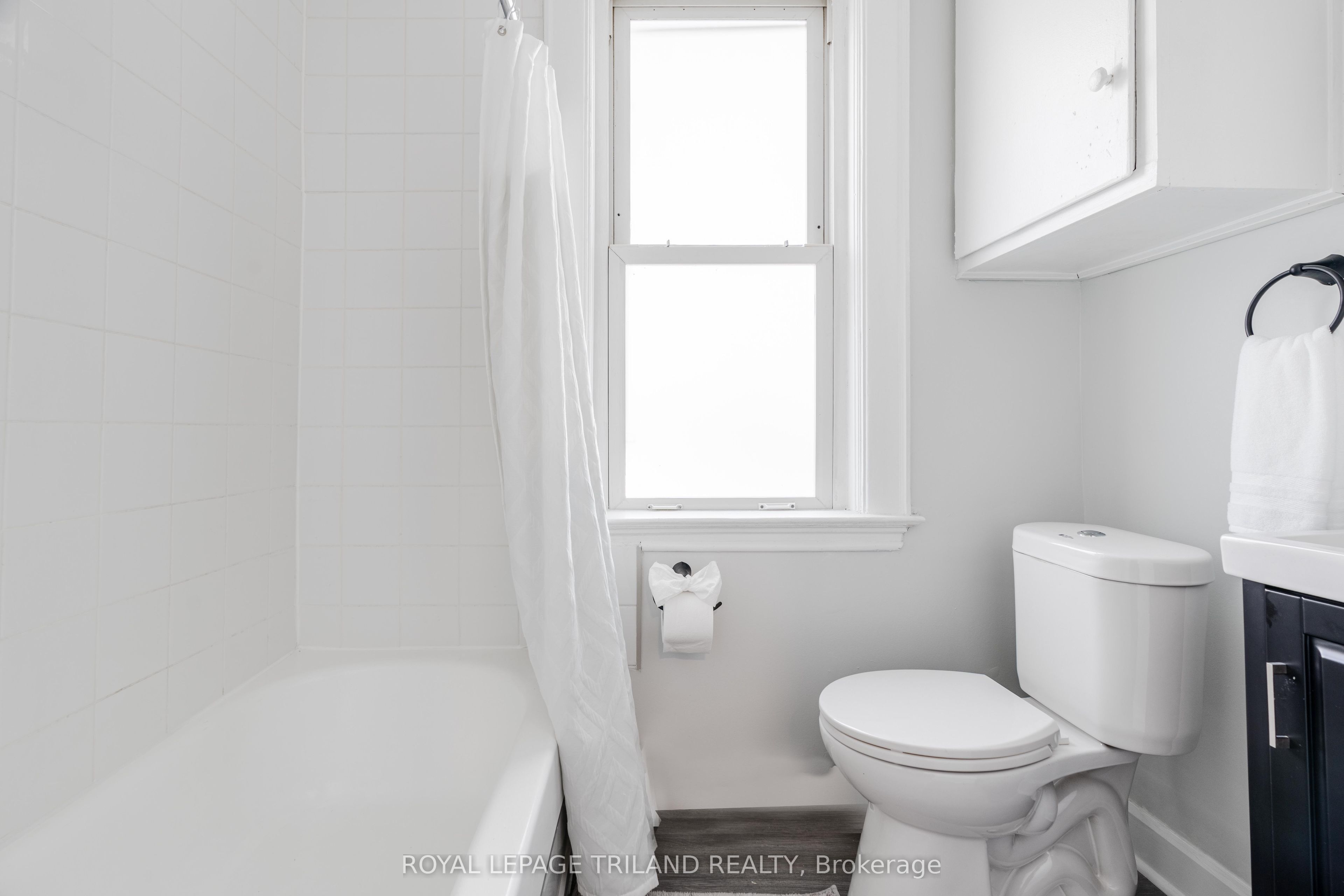 425 Mckenzie Avenue 8 Property Photo 10