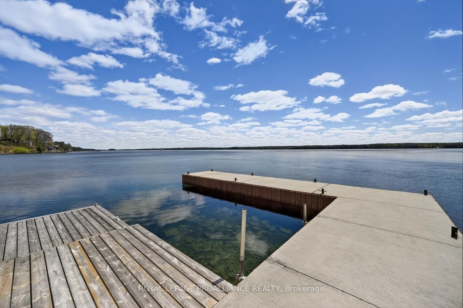 233 Brockmere Cliff Drive Property Photo 3