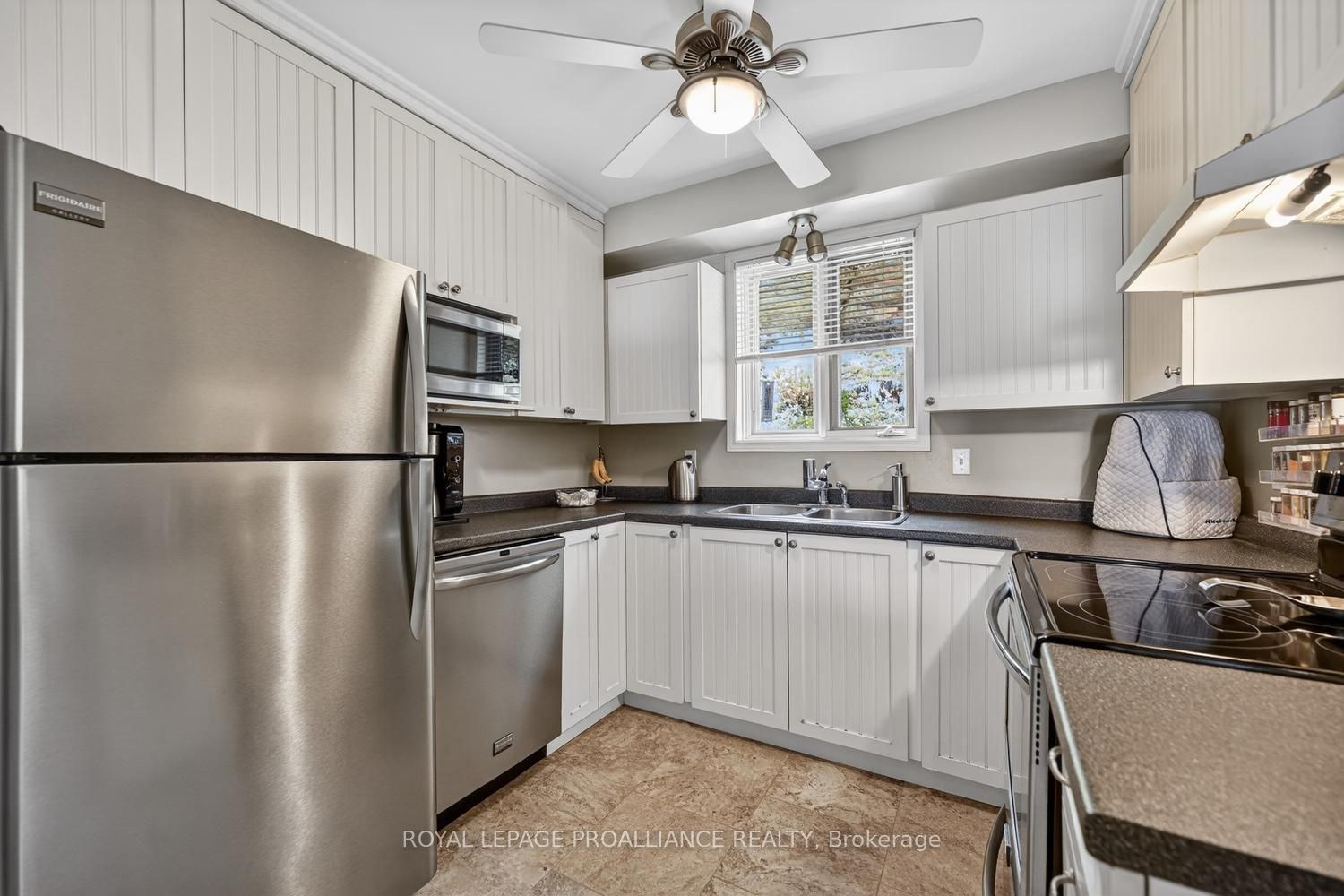 233 Brockmere Cliff Drive Property Photo 25