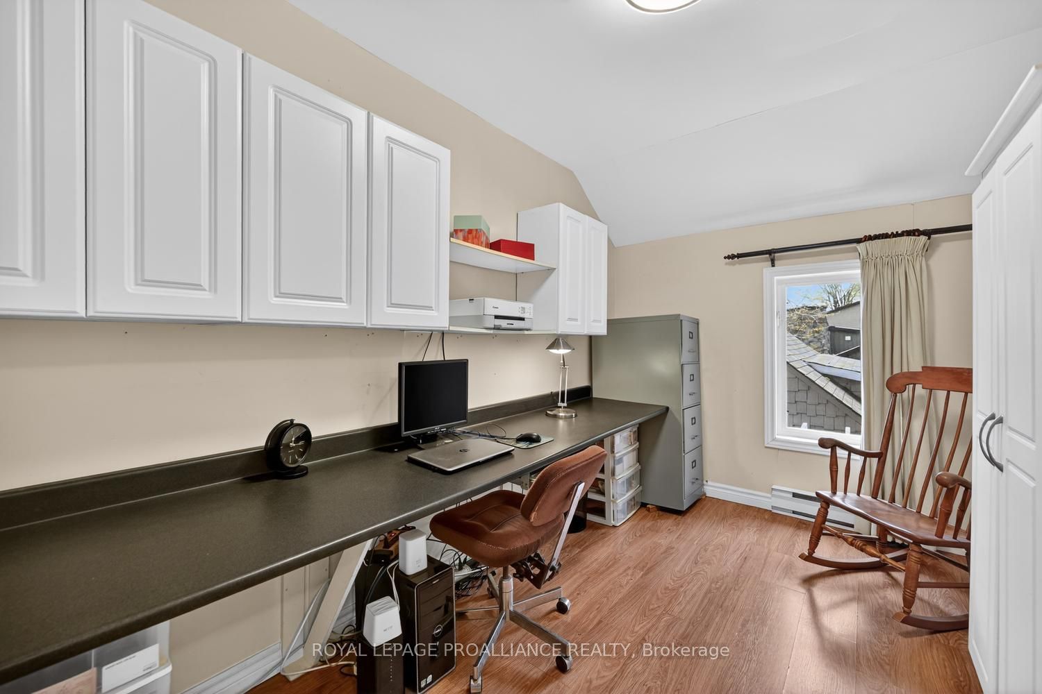 233 Brockmere Cliff Drive Property Photo 31