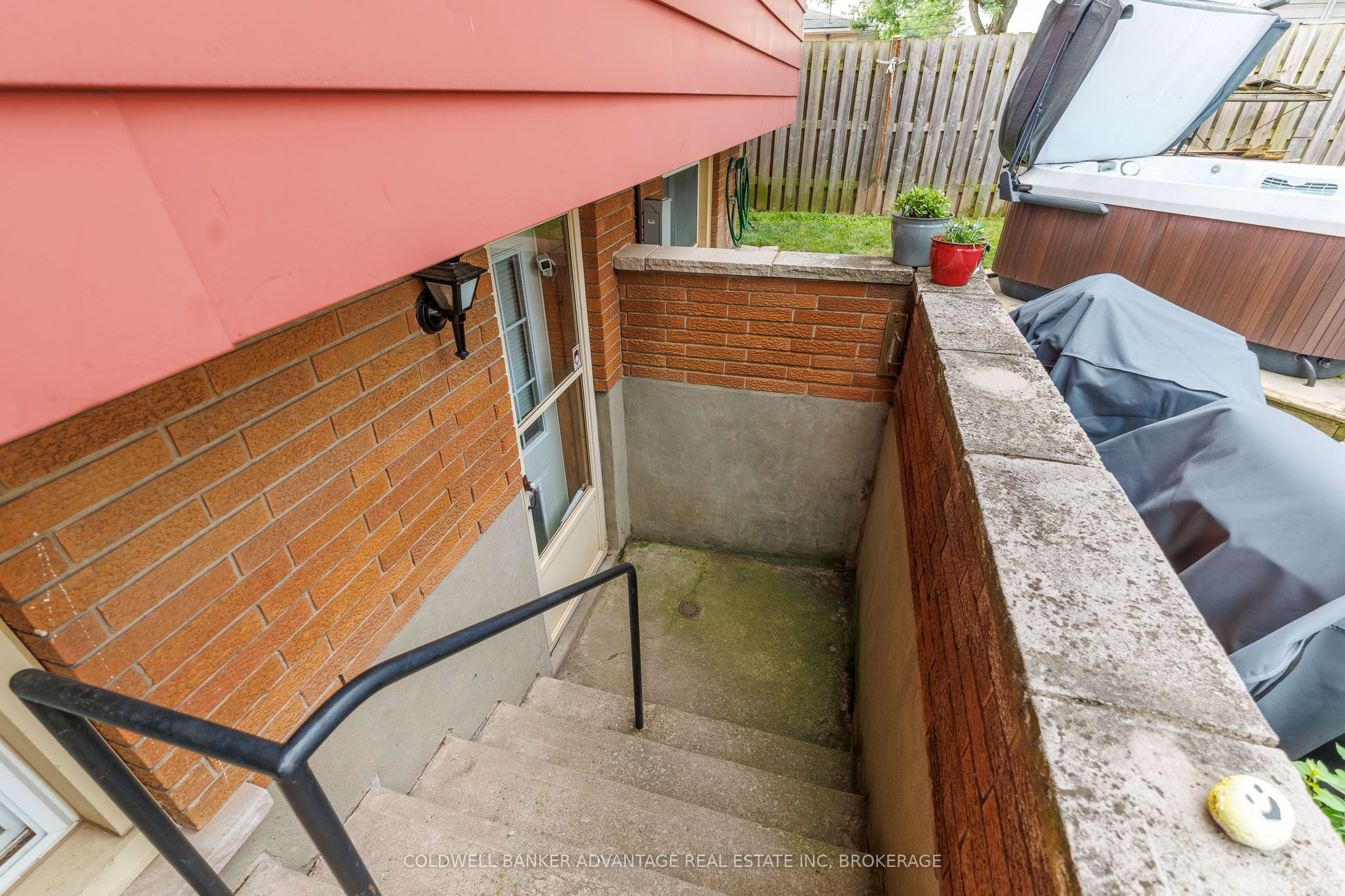 74 Pinehurst Drive Property Photo 5