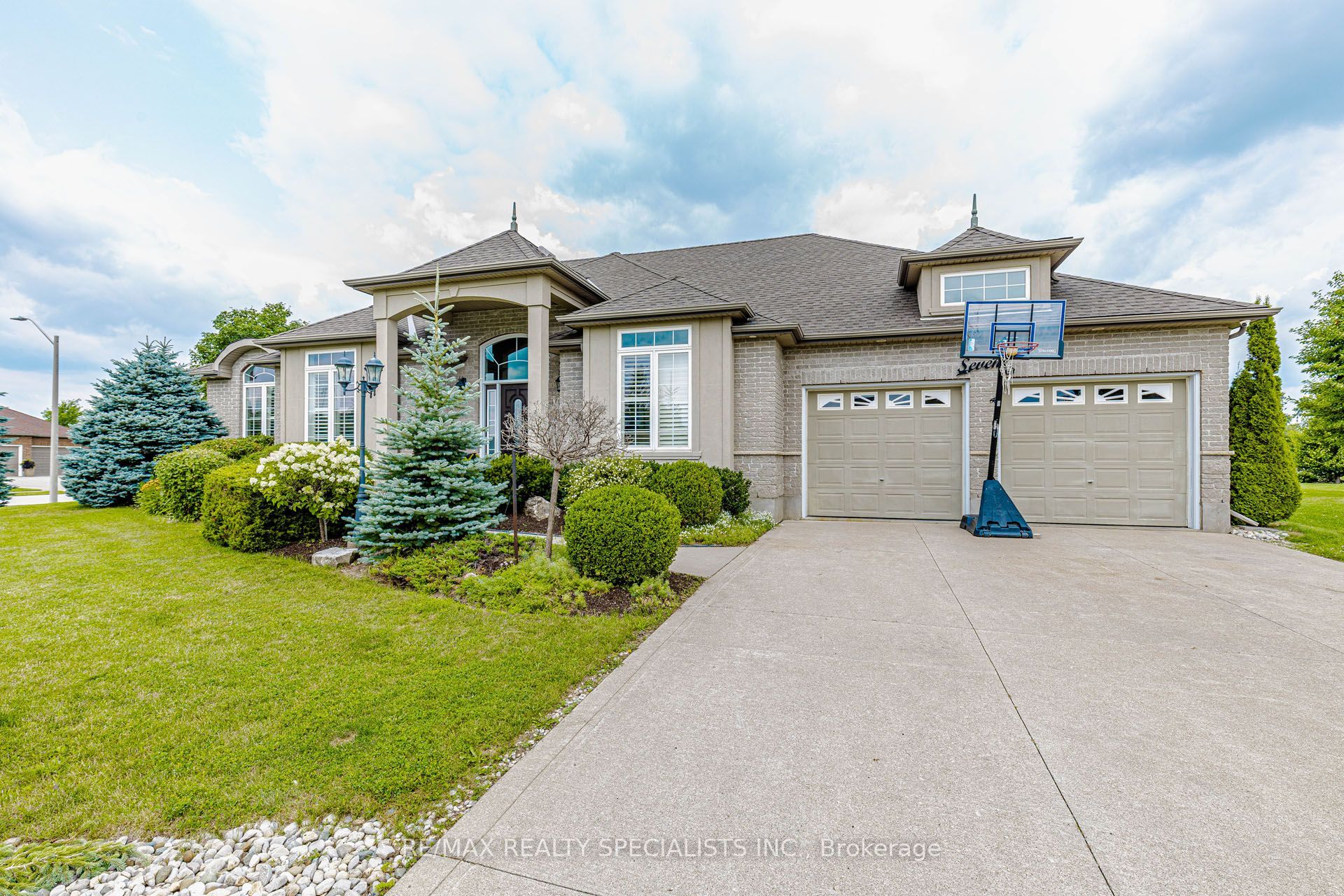 7 Snyder Court Property Photo 6