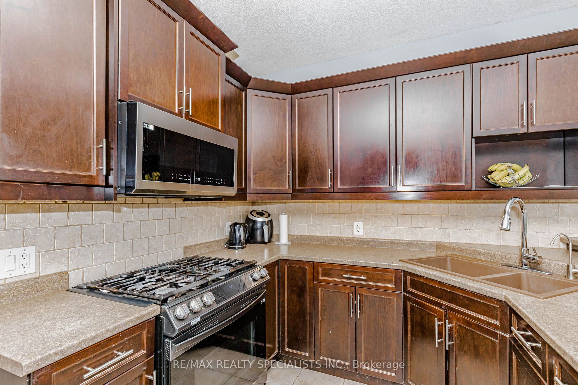 7 Snyder Court Property Photo 27