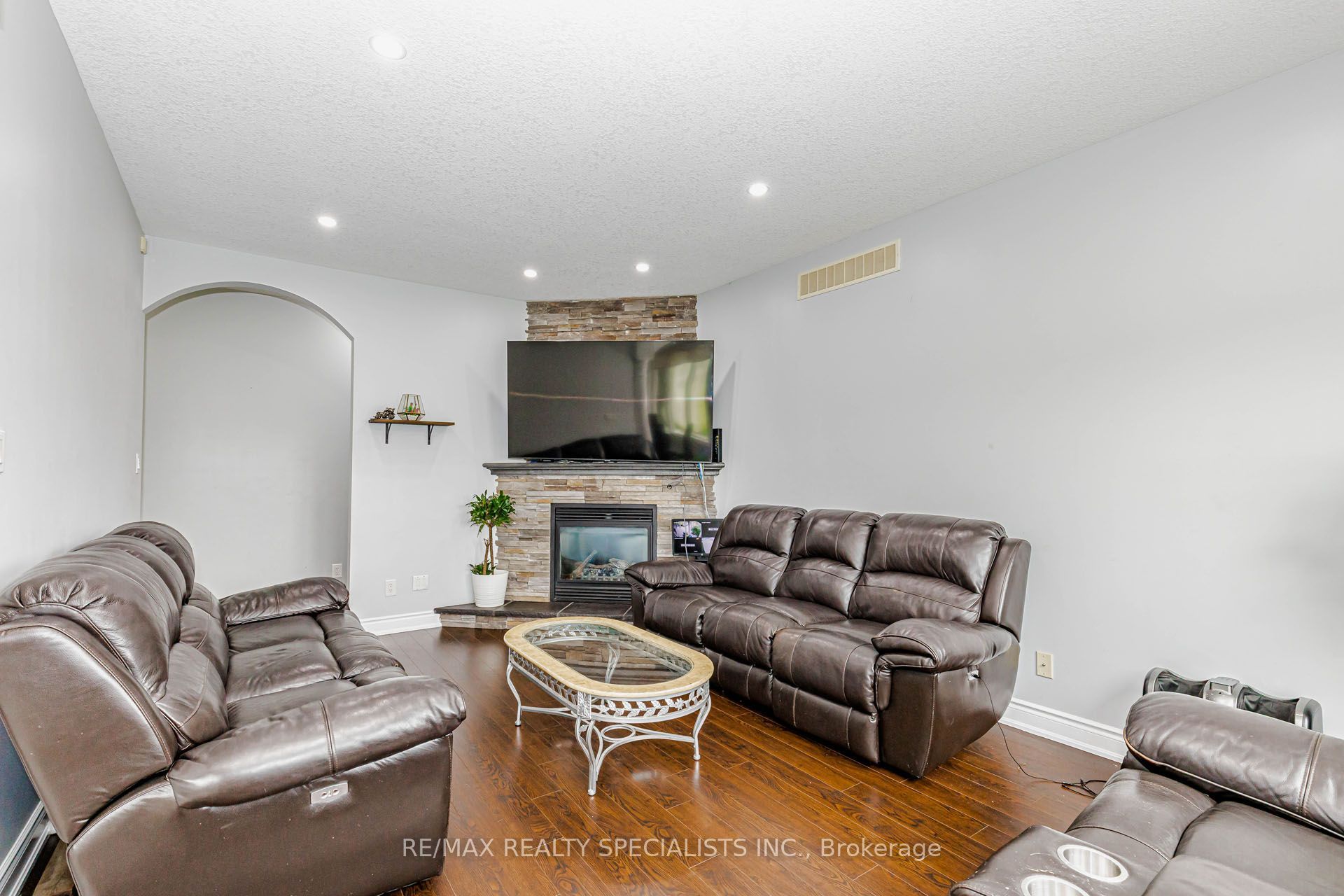 7 Snyder Court Property Photo 37