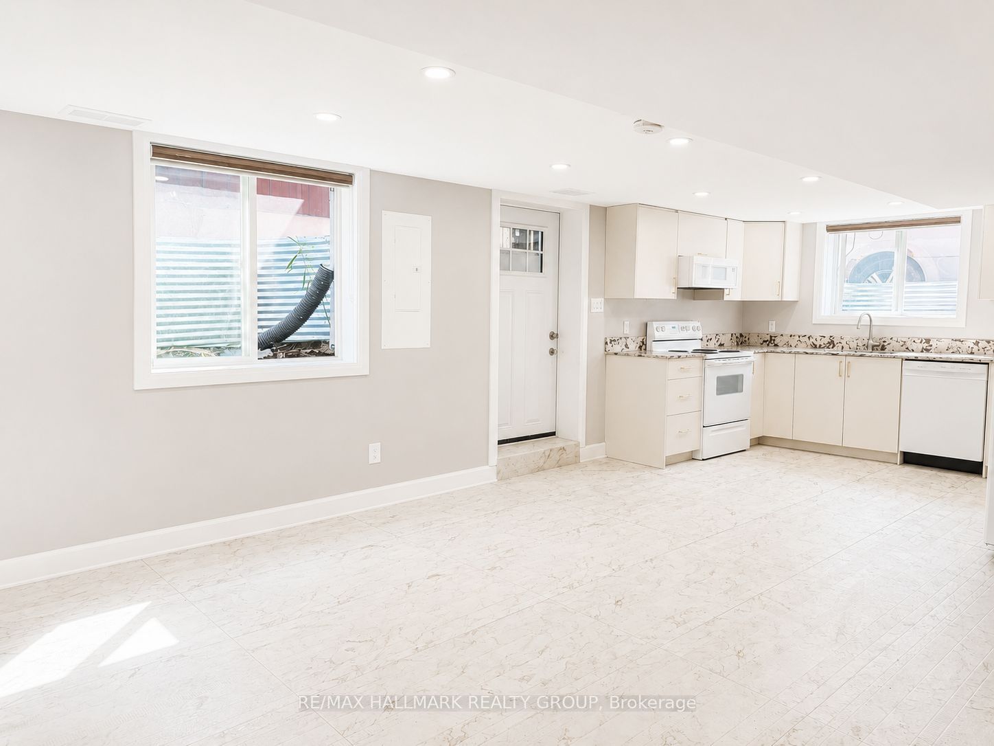 735 Borthwick Avenue Property Photo 1
