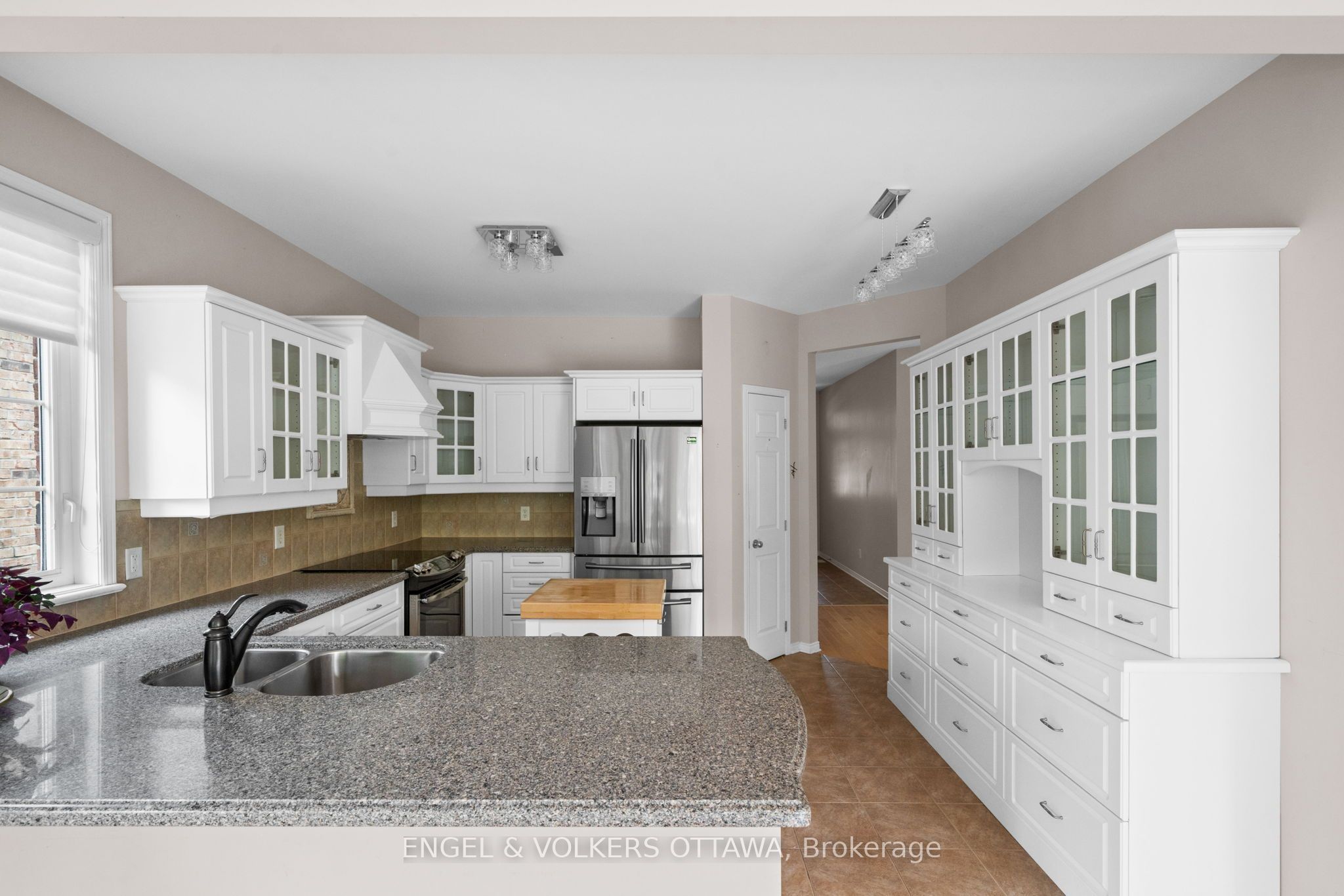 205 Cairnsmore Circle Property Photo 7