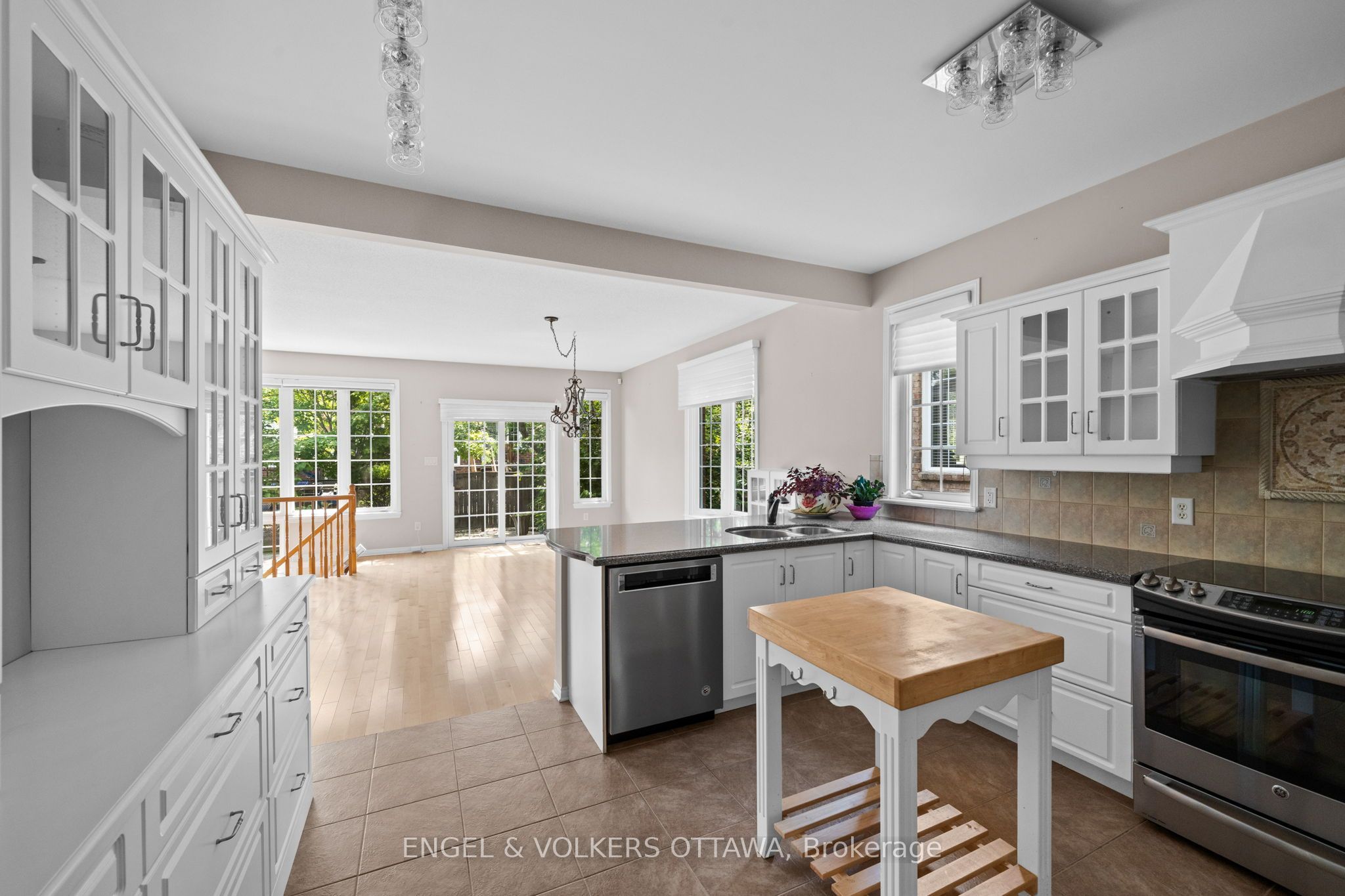 205 Cairnsmore Circle Property Photo 10