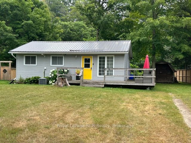107 Seneca Street Property Photo 1