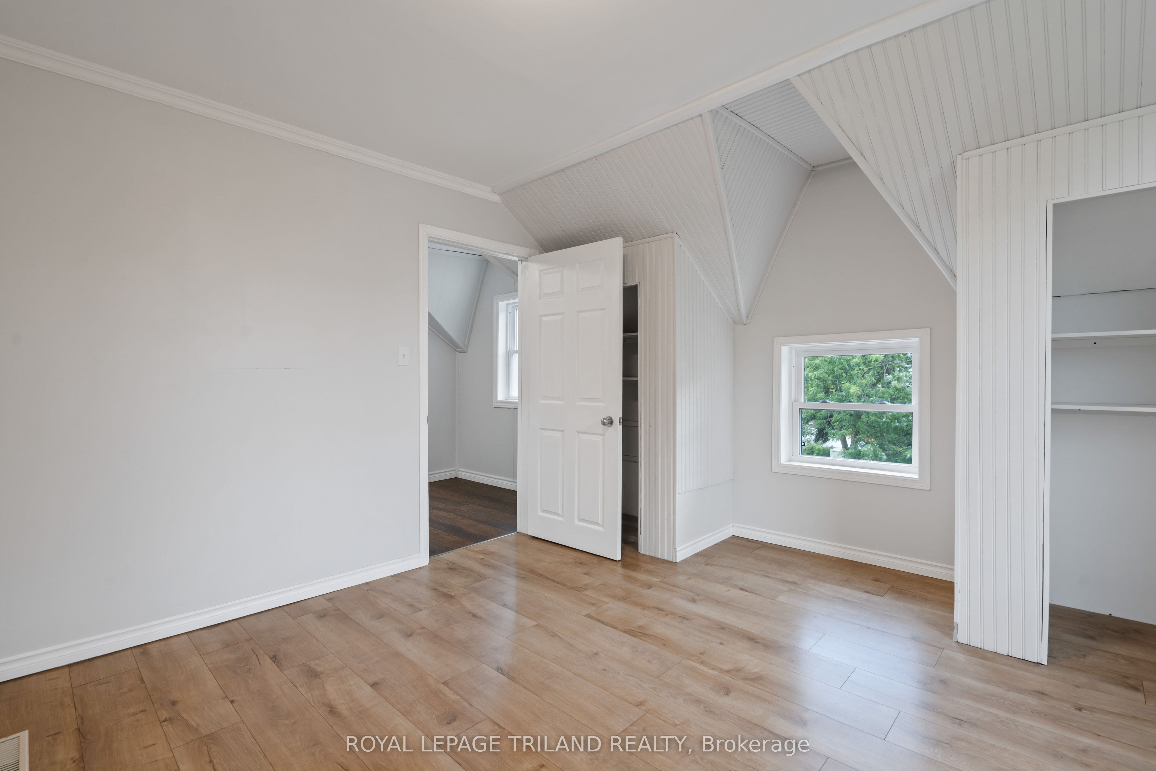191 Catherine Street Property Photo 31