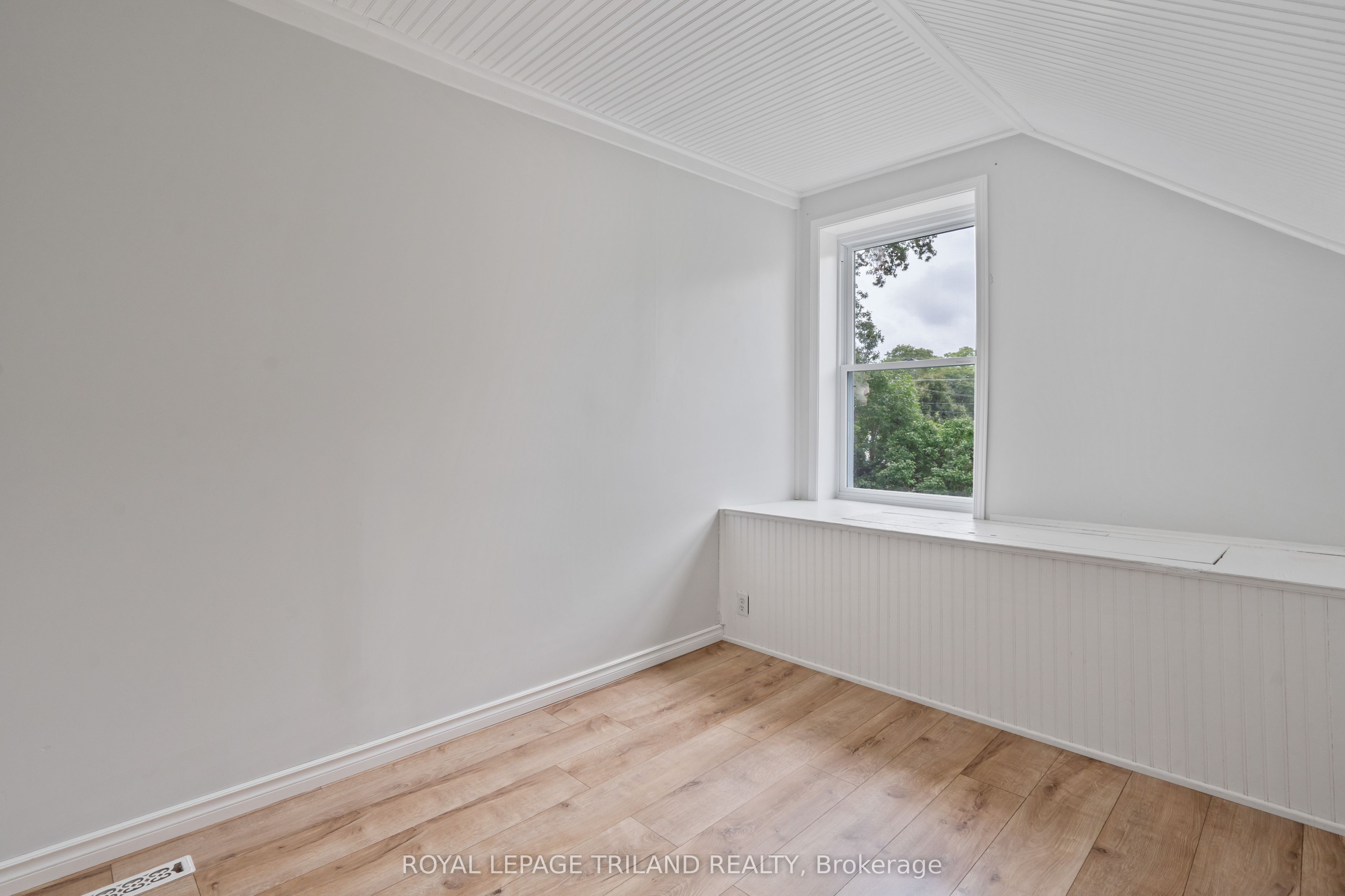 191 Catherine Street Property Photo 34