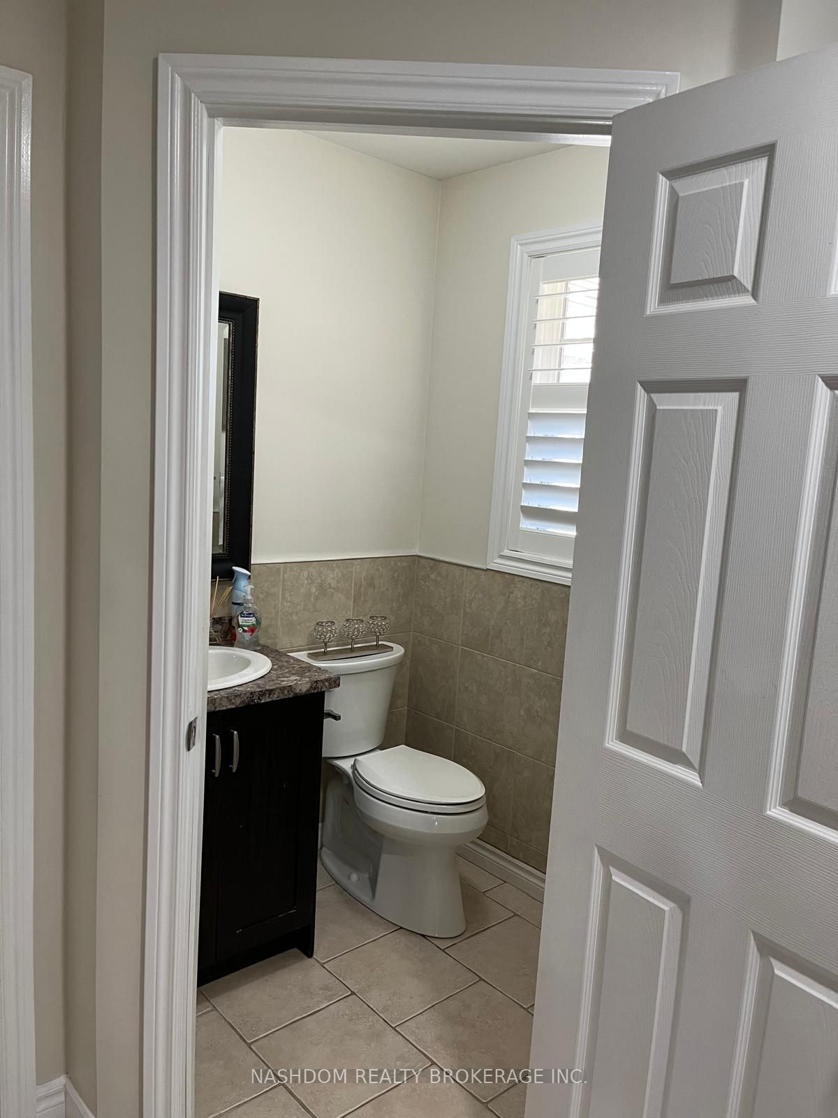 1367 Upper Paradise Road Property Photo 12