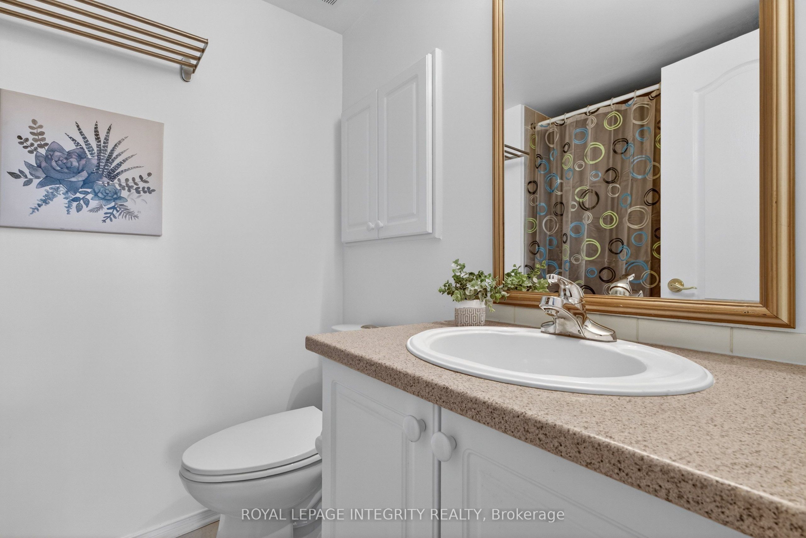 256 Cresthaven Drive Property Photo 18