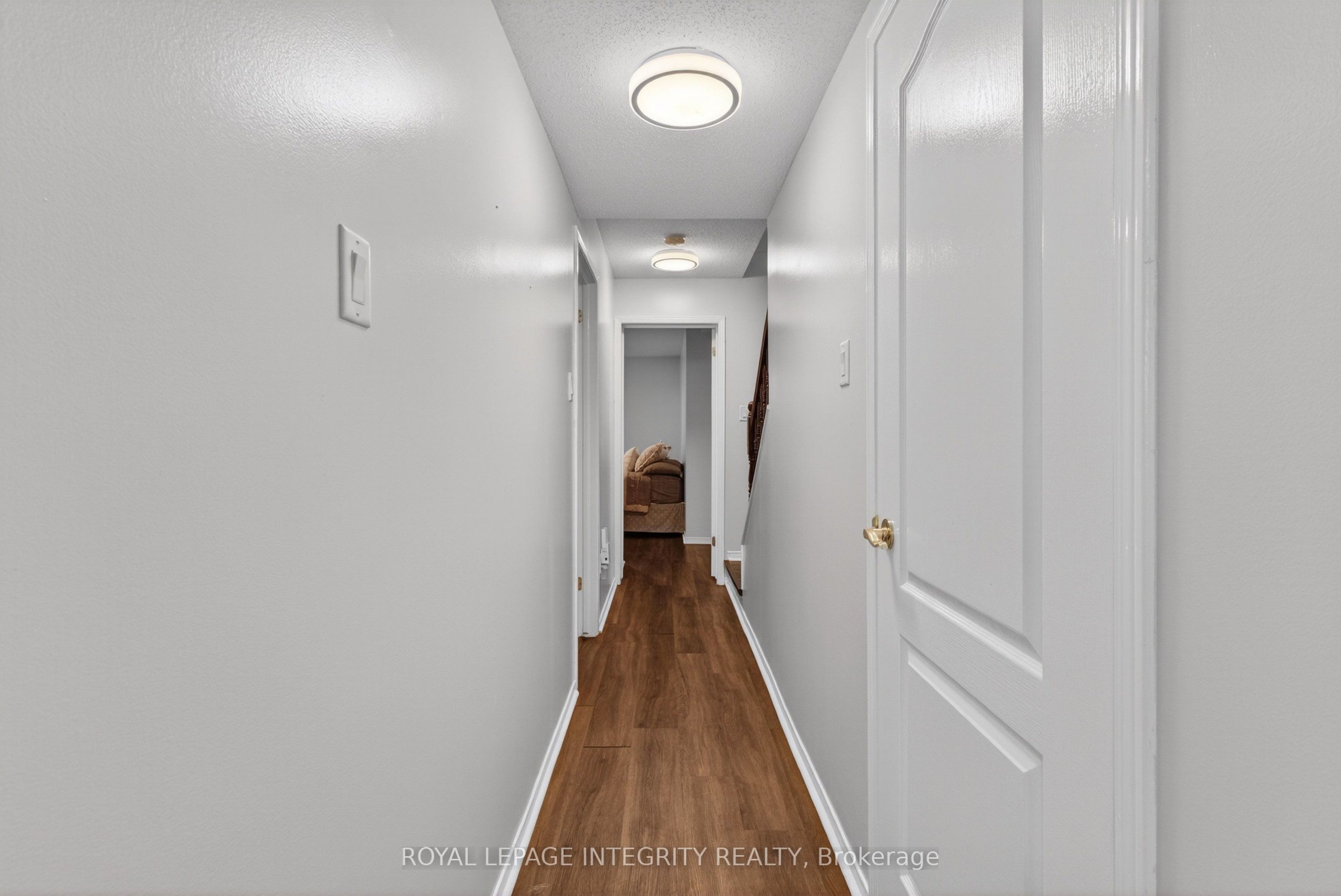 256 Cresthaven Drive Property Photo 19