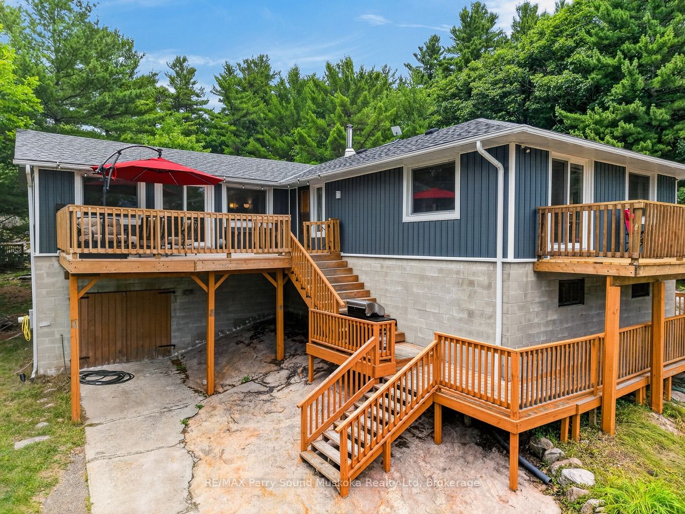 3 Ridgeway Drive Property Photo 2