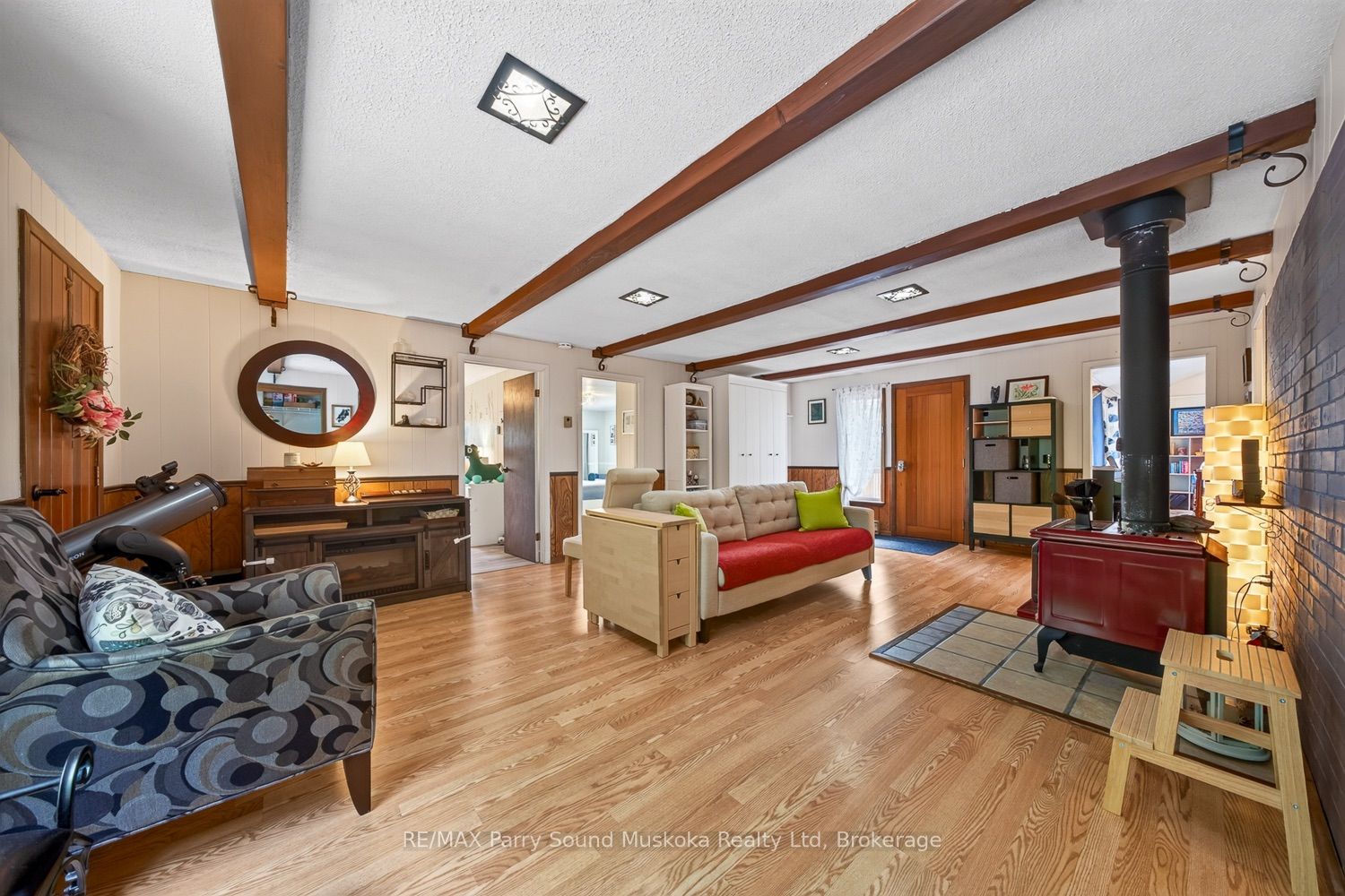 3 Ridgeway Drive Property Photo 7