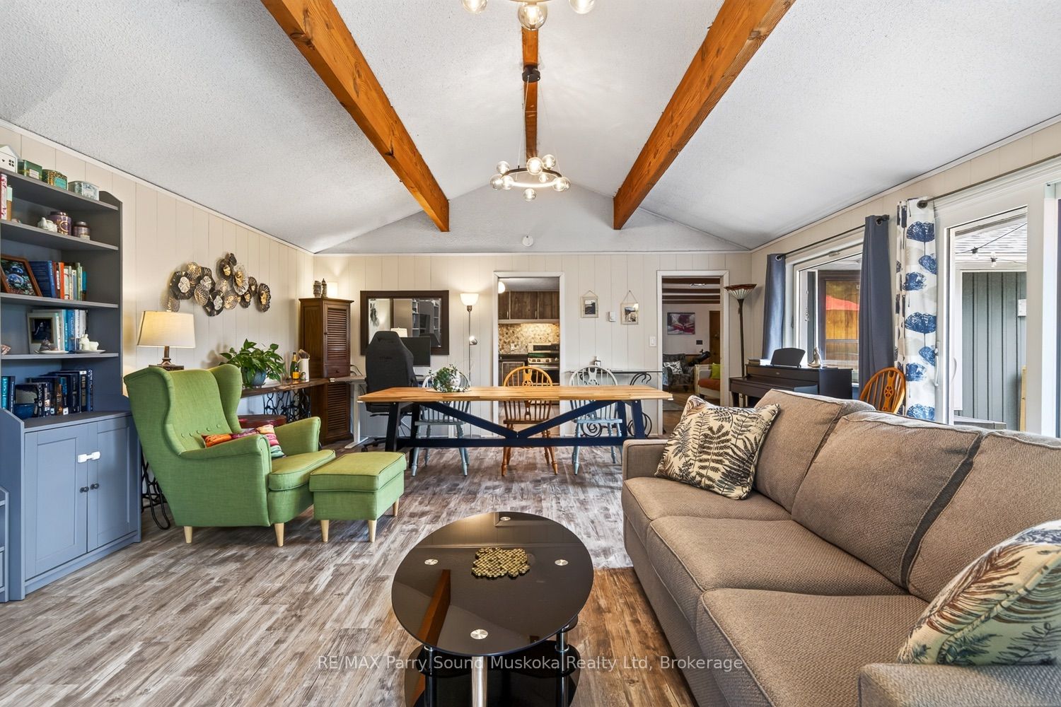 3 Ridgeway Drive Property Photo 16