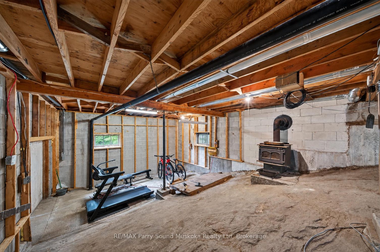 3 Ridgeway Drive Property Photo 30