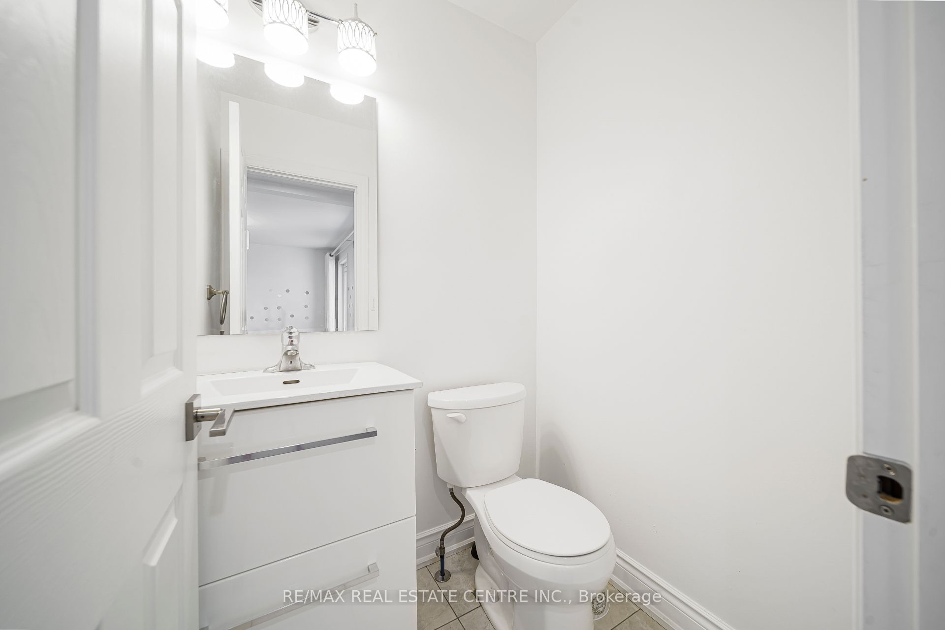 7332 E Twenty Road E Property Photo 22