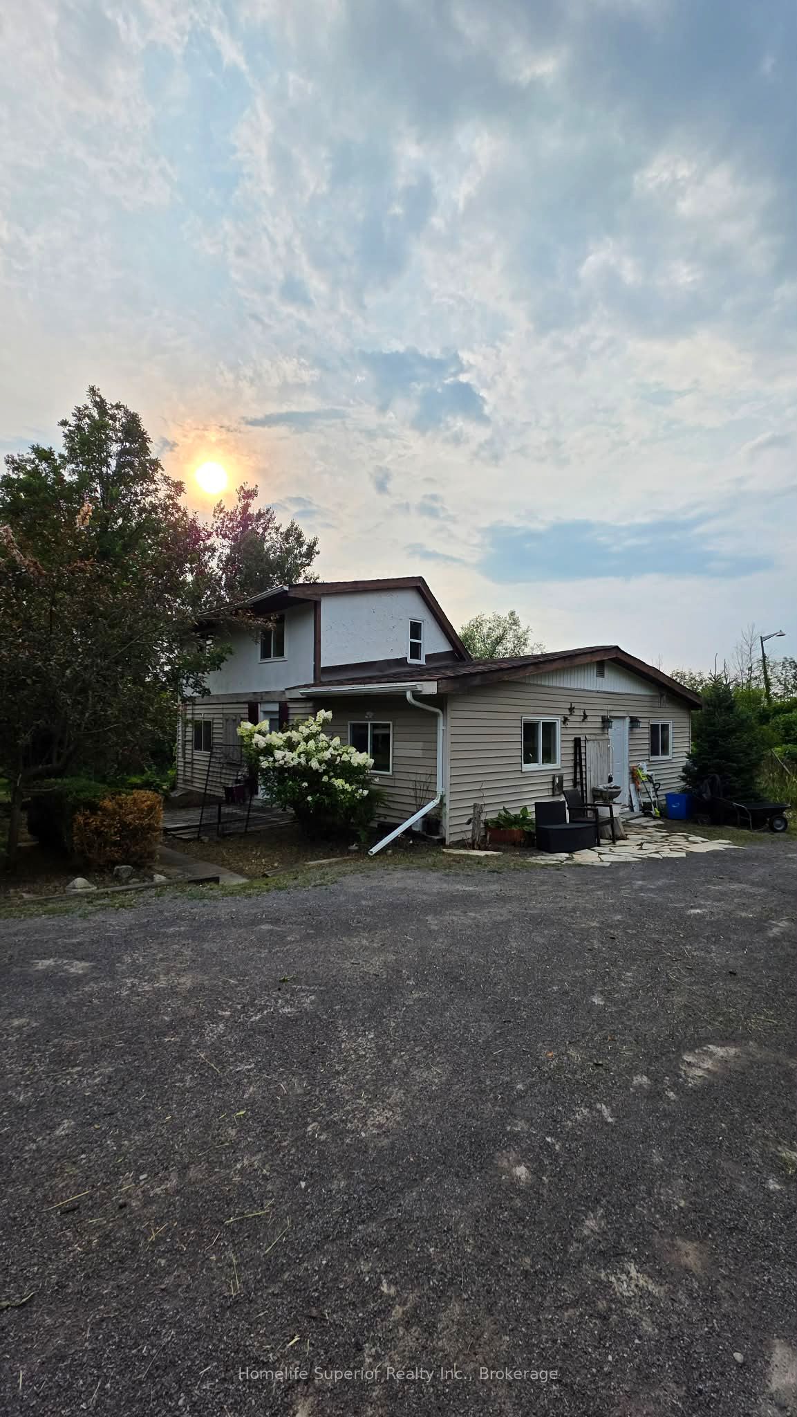 2632 Dummer Asphodel Road Property Photo 2