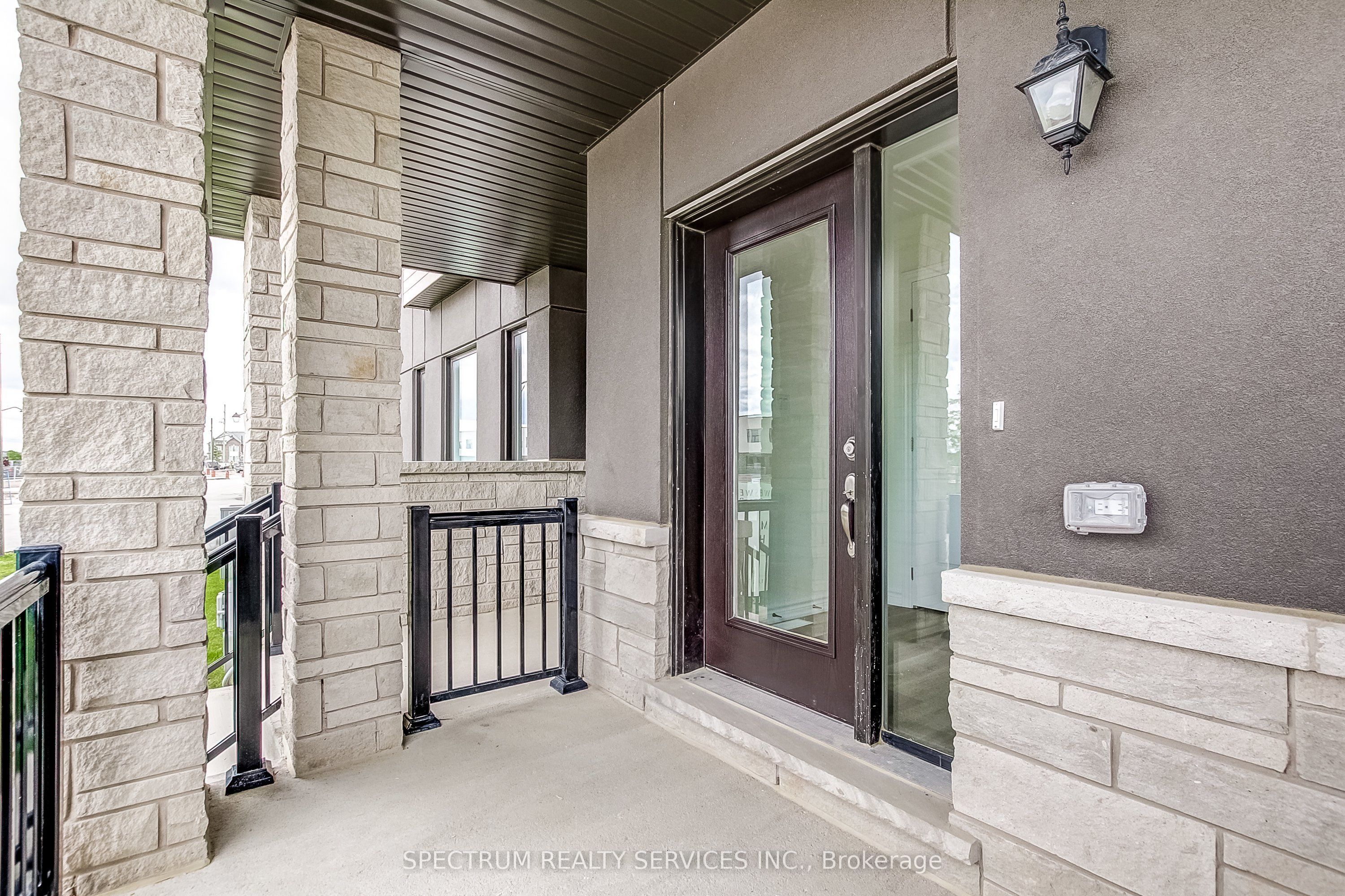 27 Strickland Avenue Property Photo 7