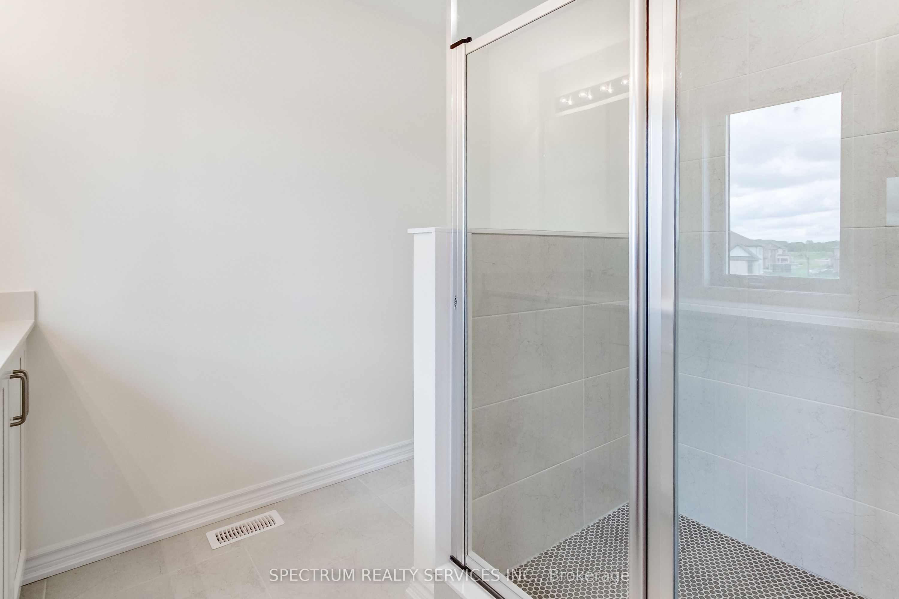 27 Strickland Avenue Property Photo 46
