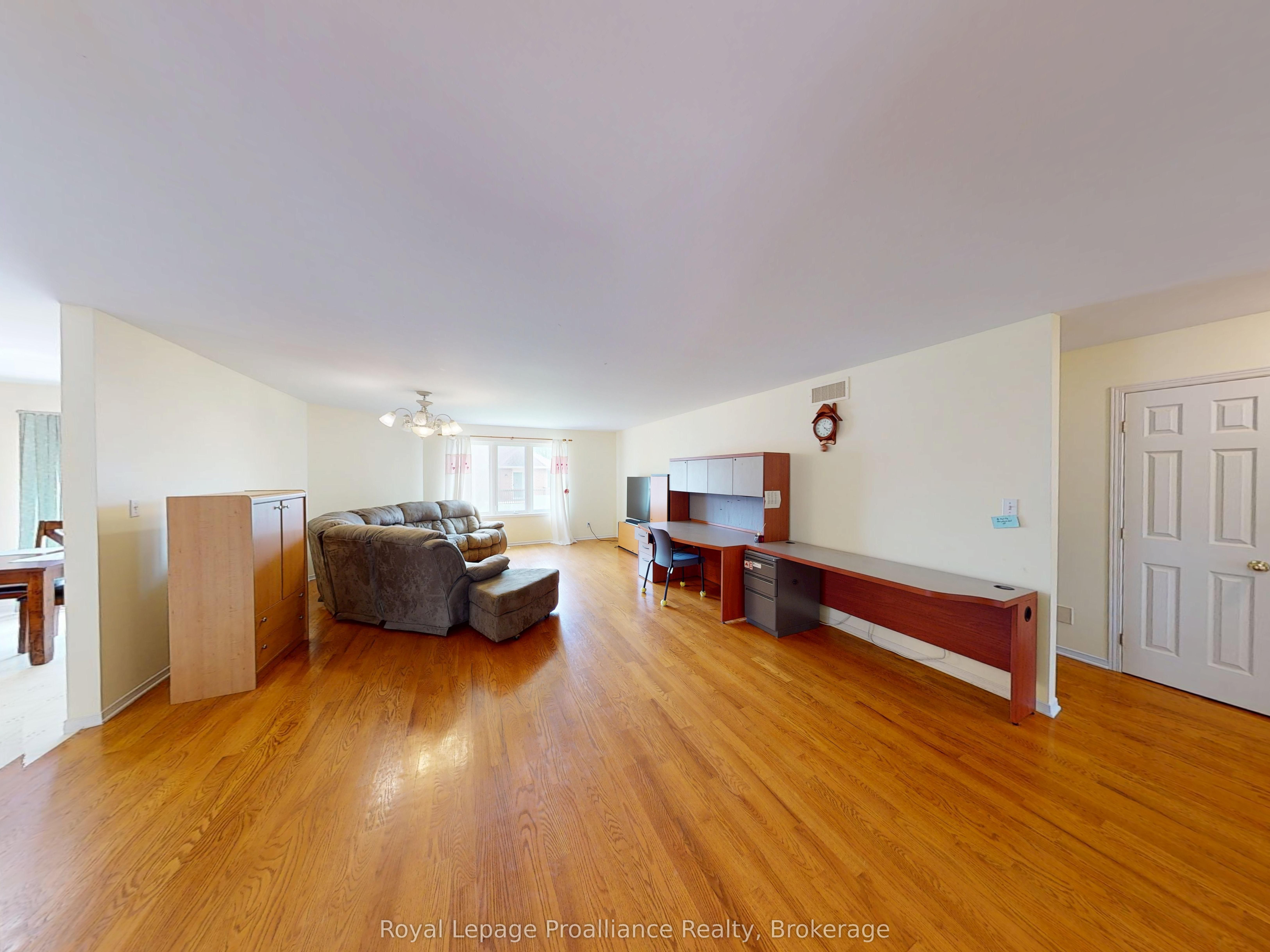 17 Sumac Terrace Property Photo 2