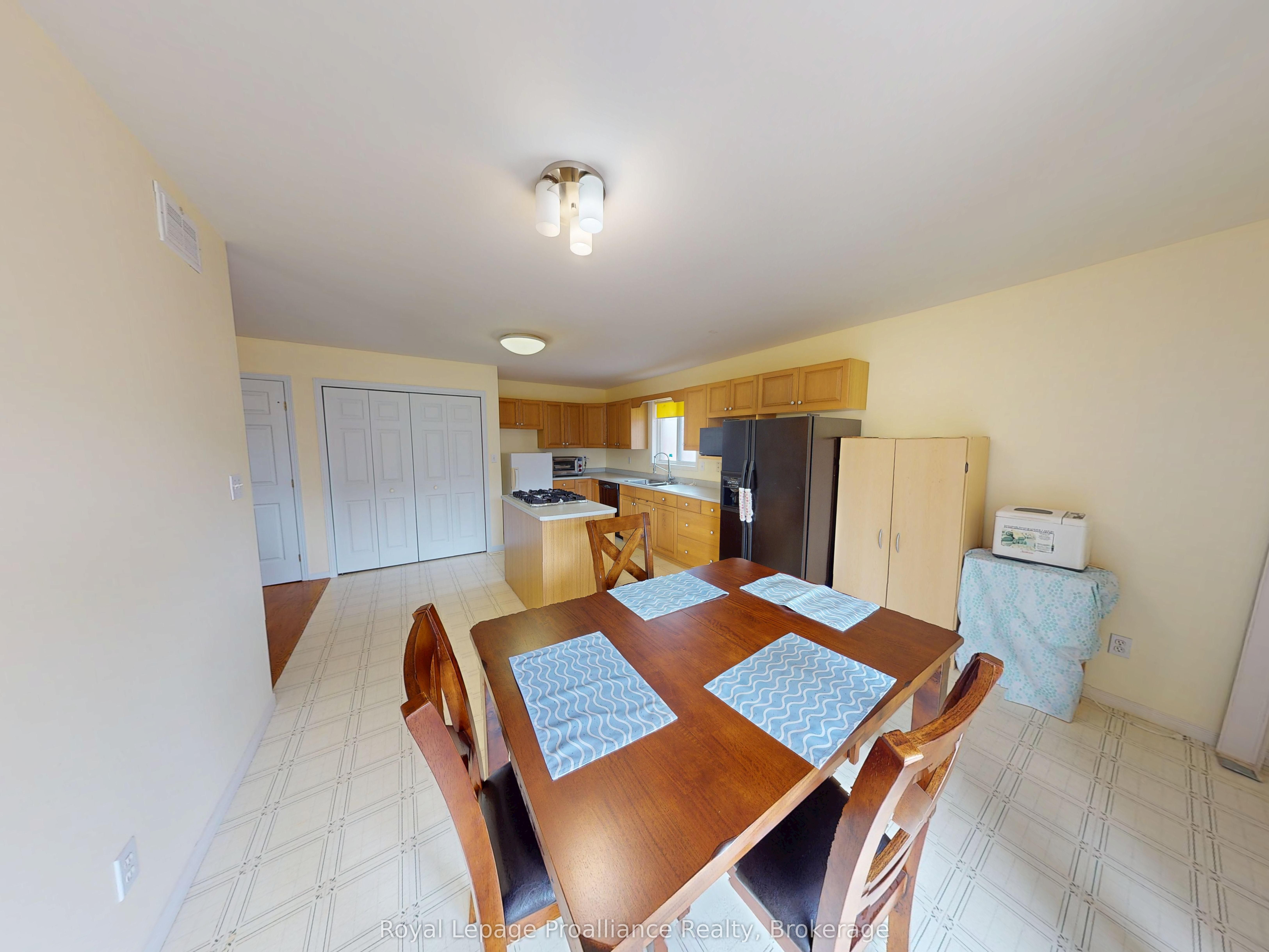 17 Sumac Terrace Property Photo 8