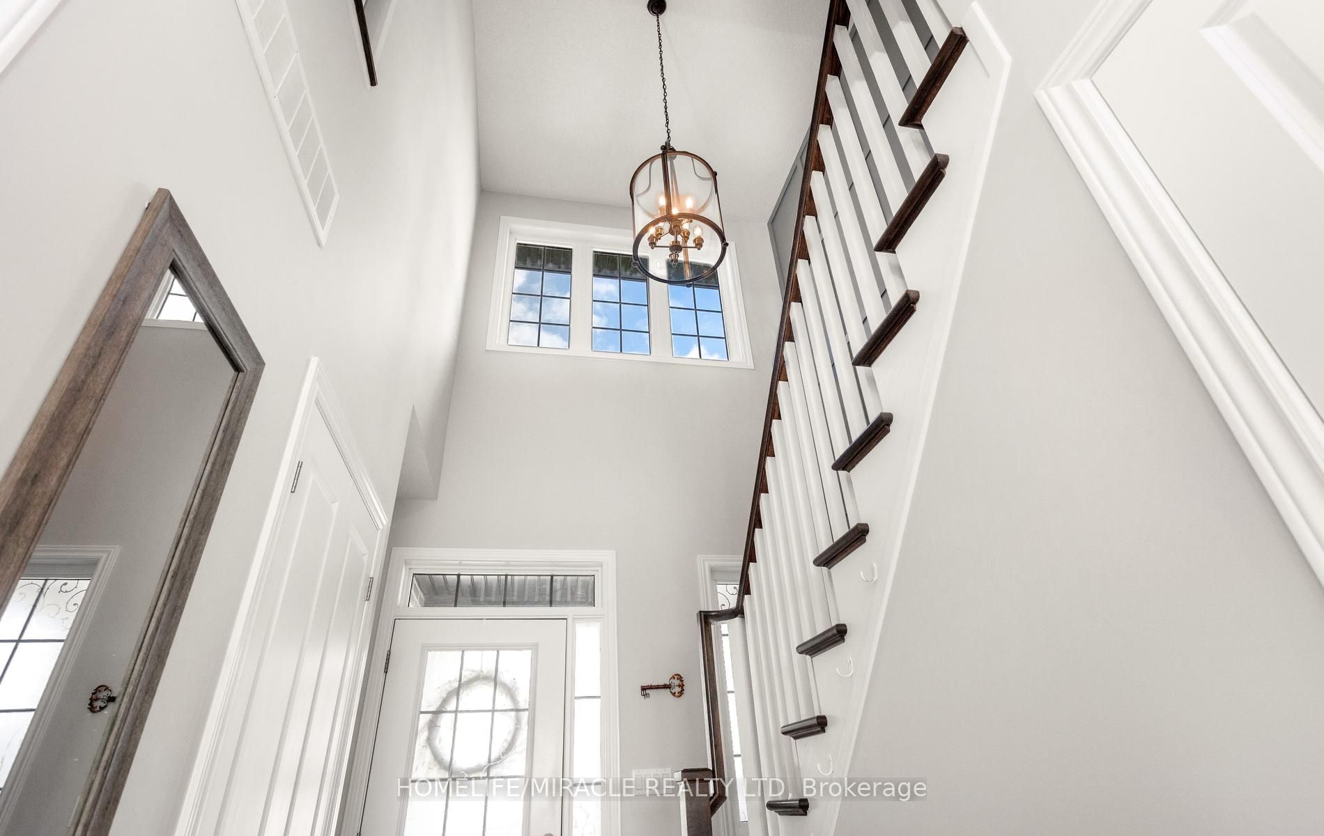 498 Fairway Road Property Photo 8