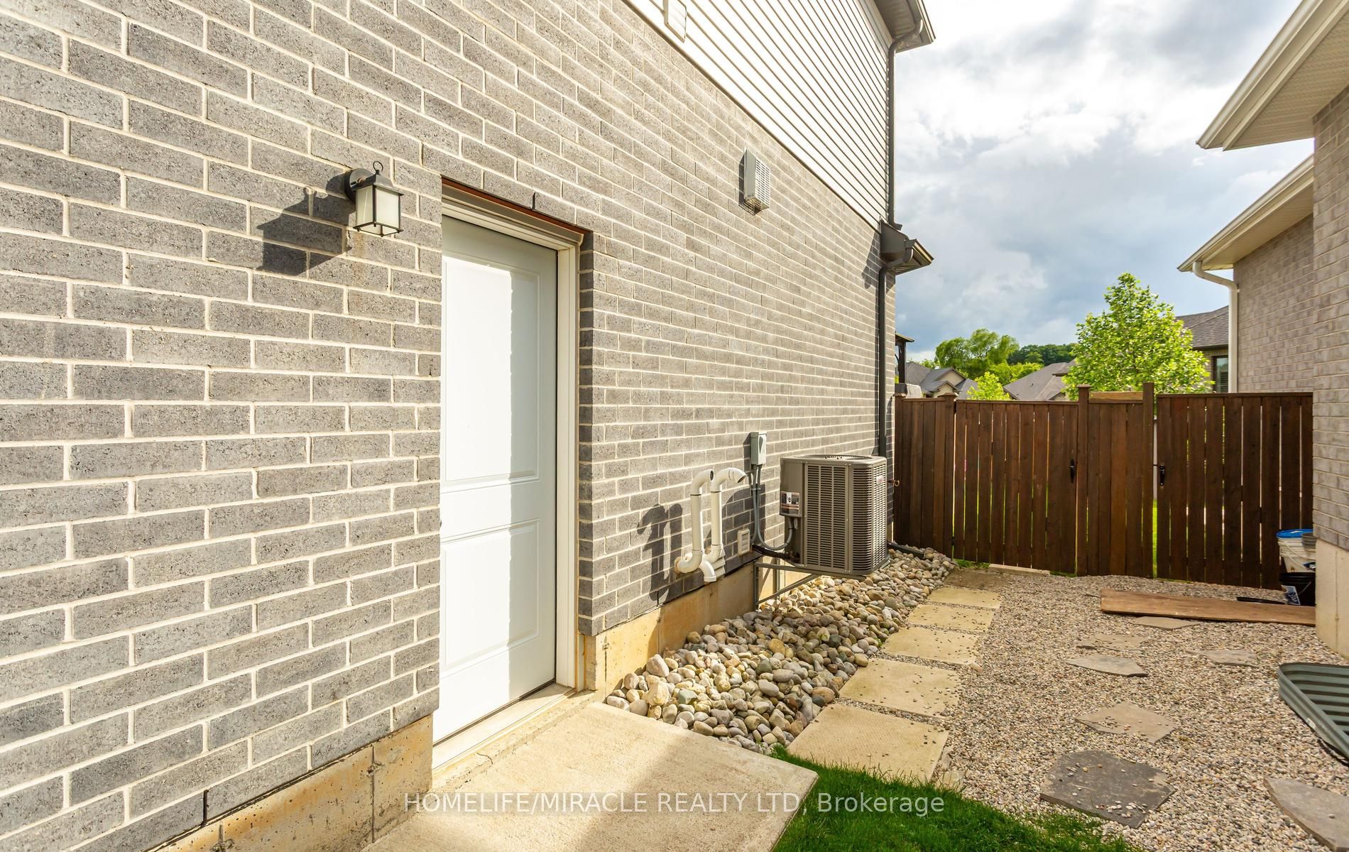 498 Fairway Road Property Photo 43