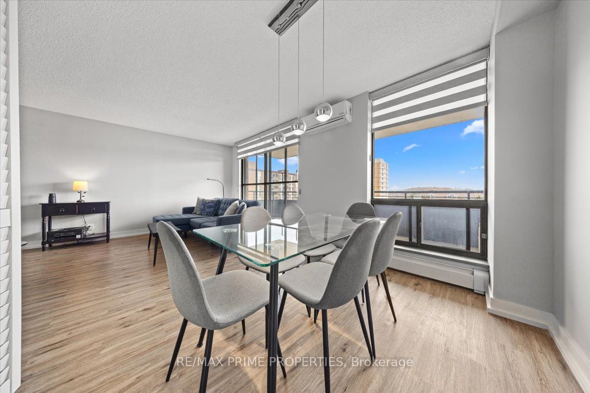 505 St Laurent Boulevard 804 Property Photo 11