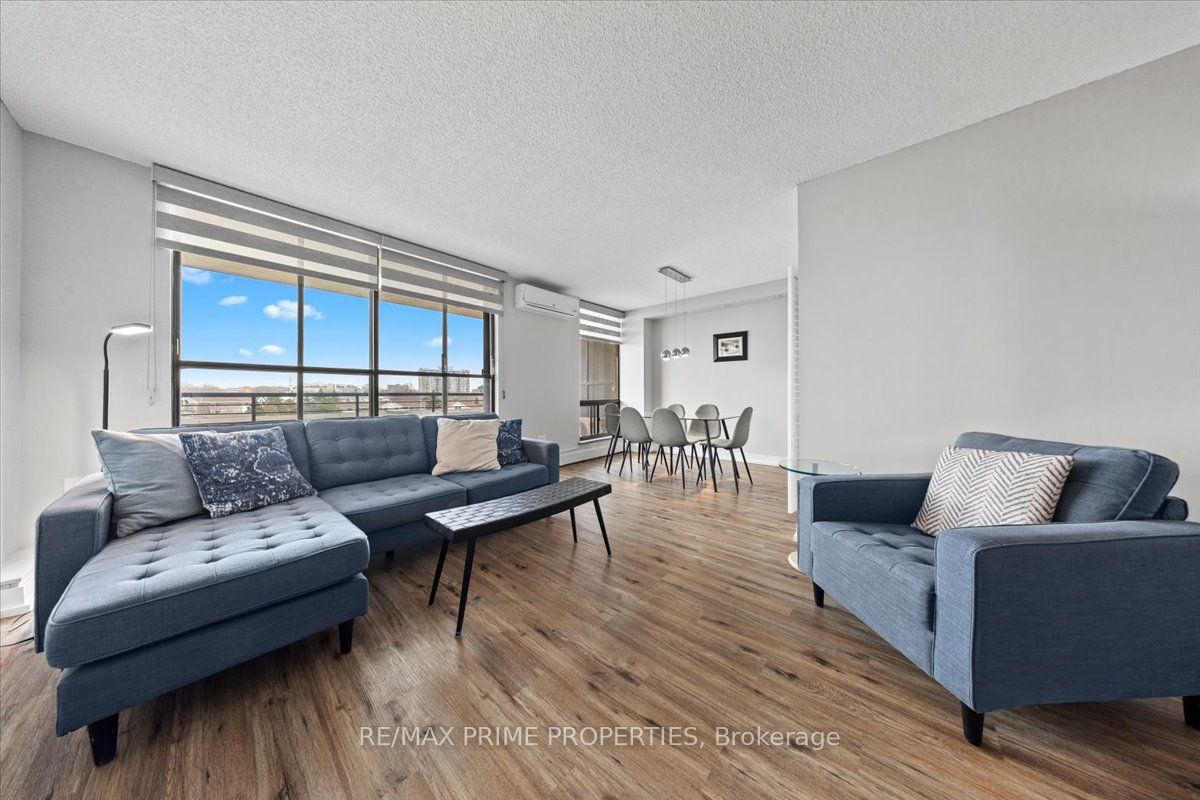 505 St Laurent Boulevard 804 Property Photo 18