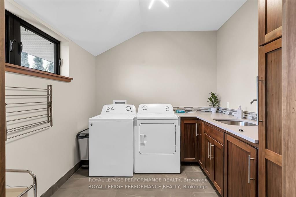19 George Patrick Drive Property Photo 22