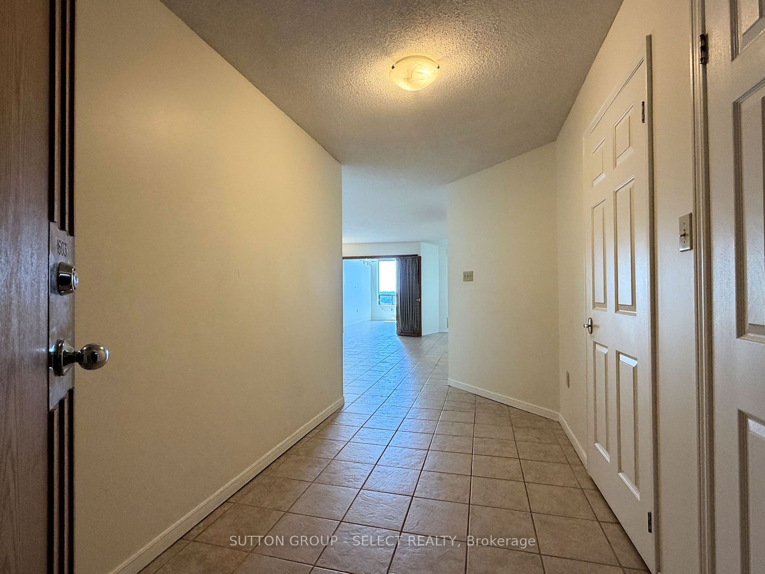 695 Richmond Street 1603 Property Photo 5