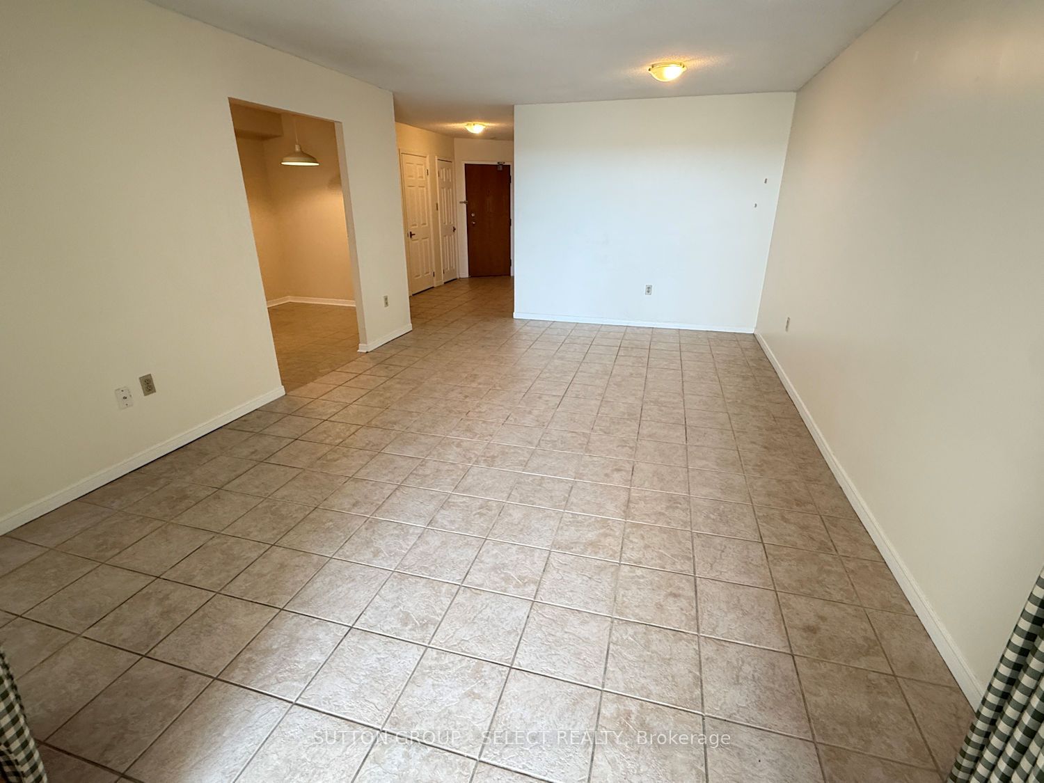 695 Richmond Street 1603 Property Photo 8