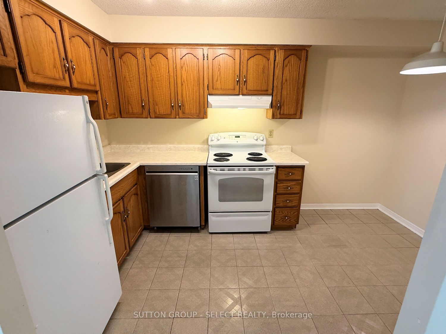 695 Richmond Street 1603 Property Photo 9