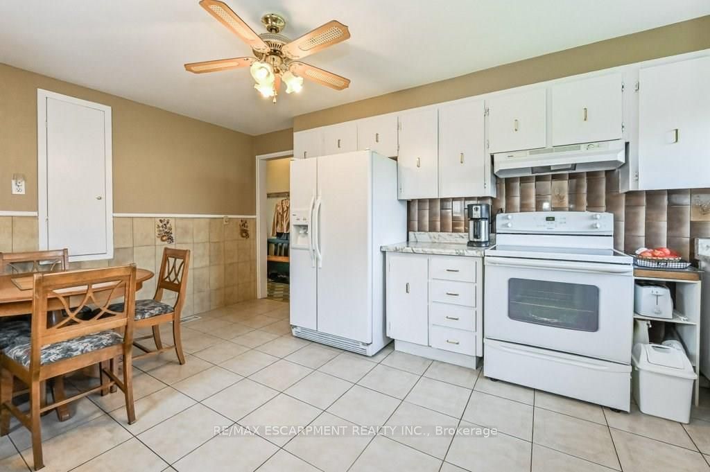 641 Limeridge Road E Property Photo 7