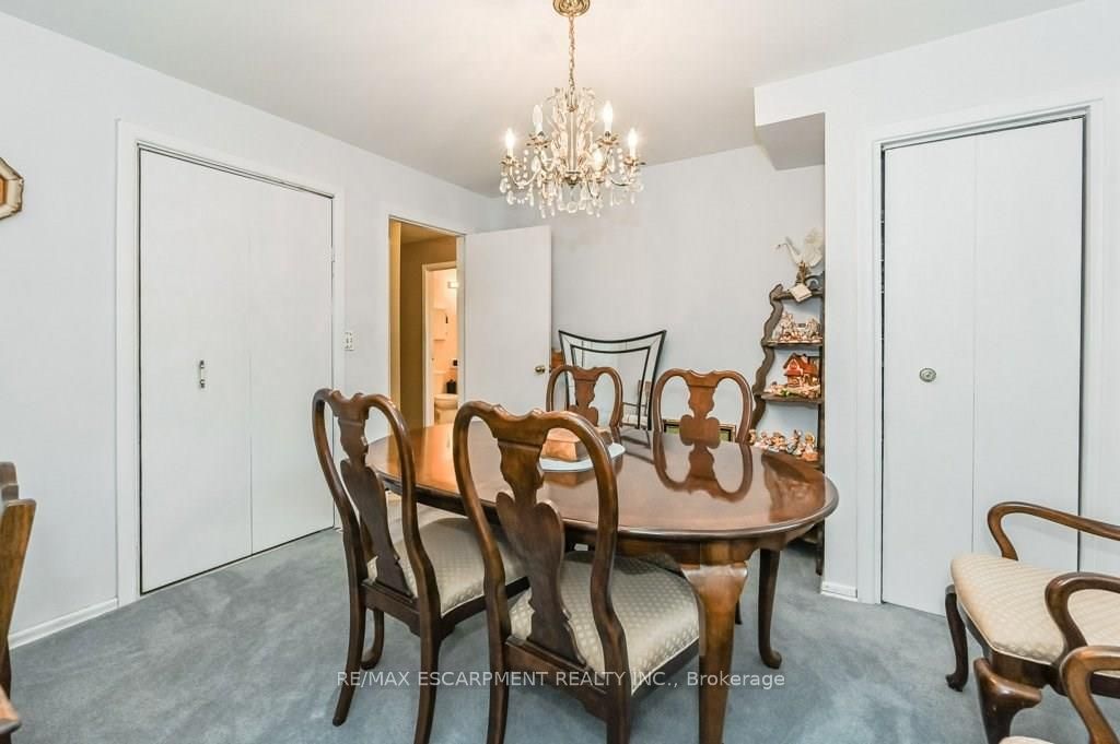 641 Limeridge Road E Property Photo 11