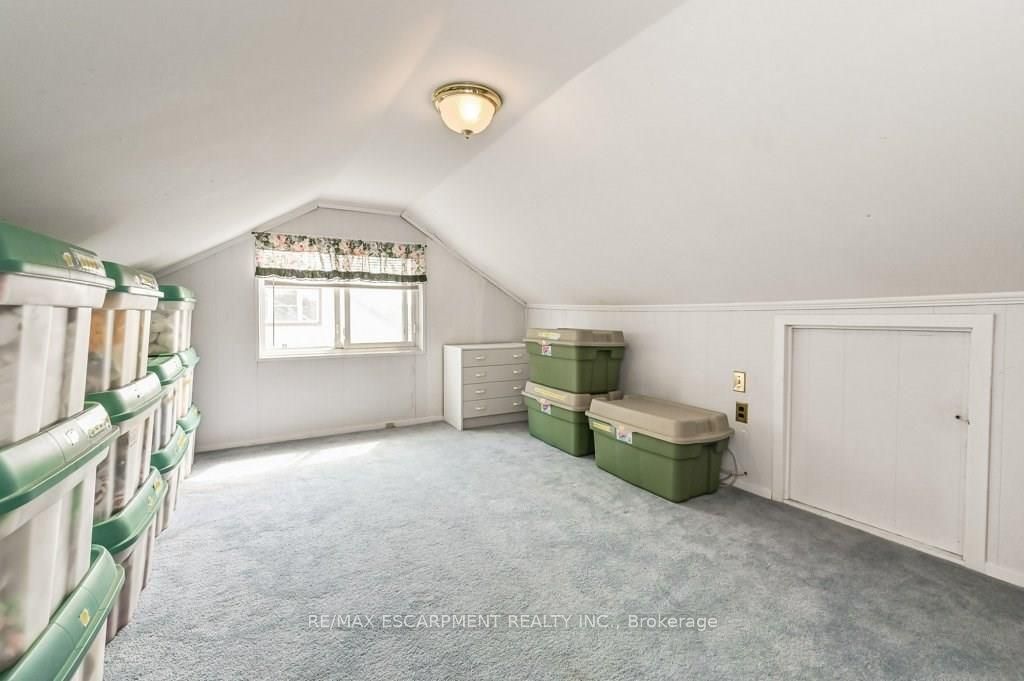 641 Limeridge Road E Property Photo 19