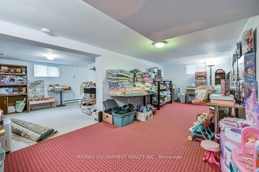 641 Limeridge Road E Property Photo 21