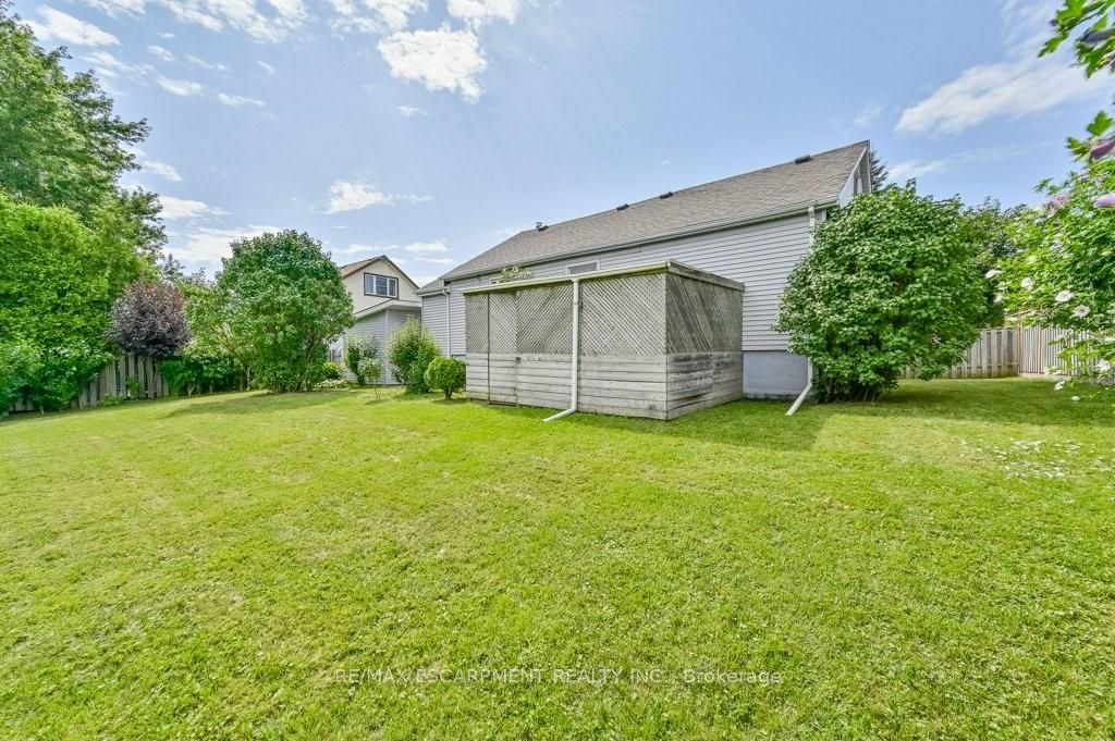 641 Limeridge Road E Property Photo 31