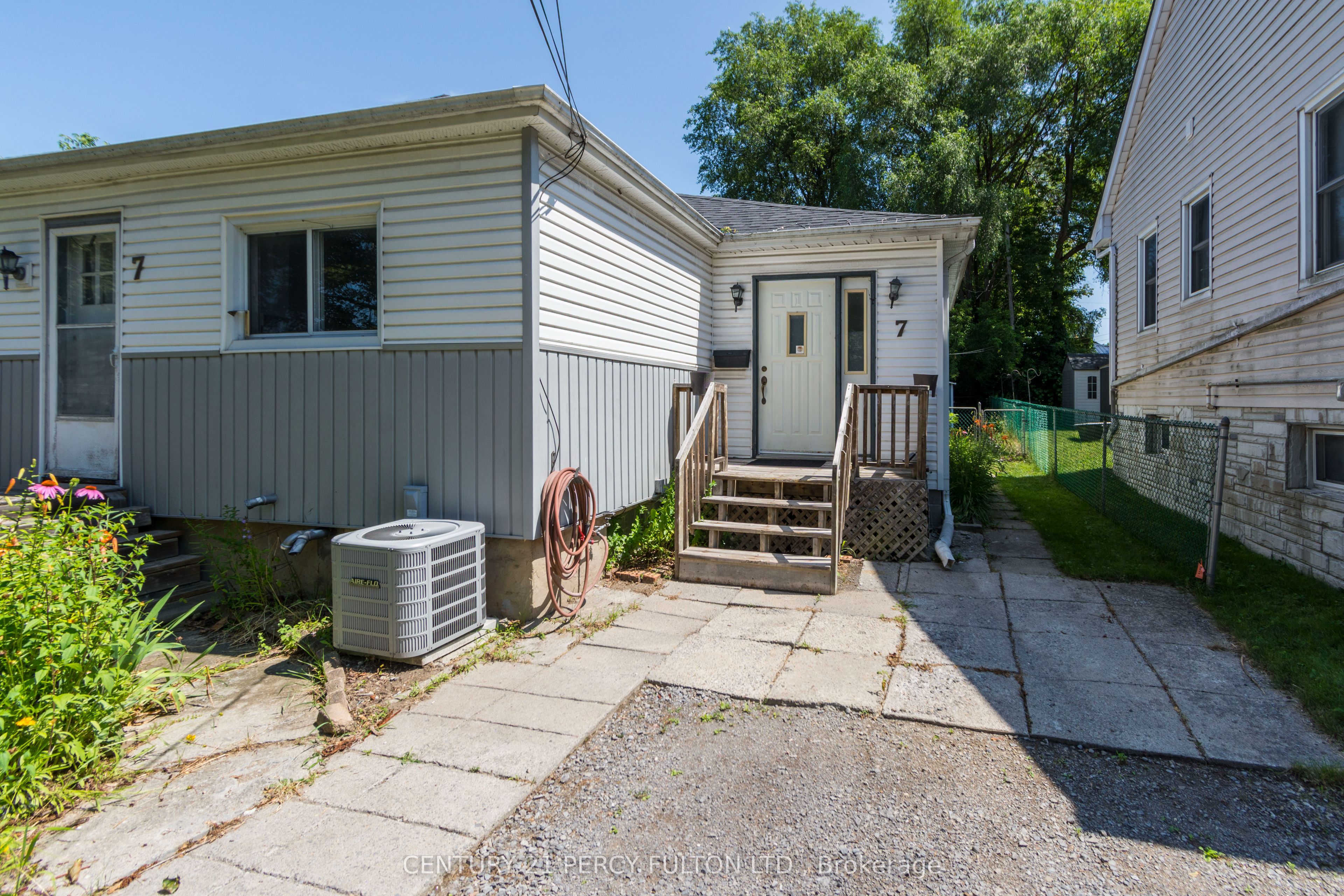 7 Valleyview Crescent Property Photo 3