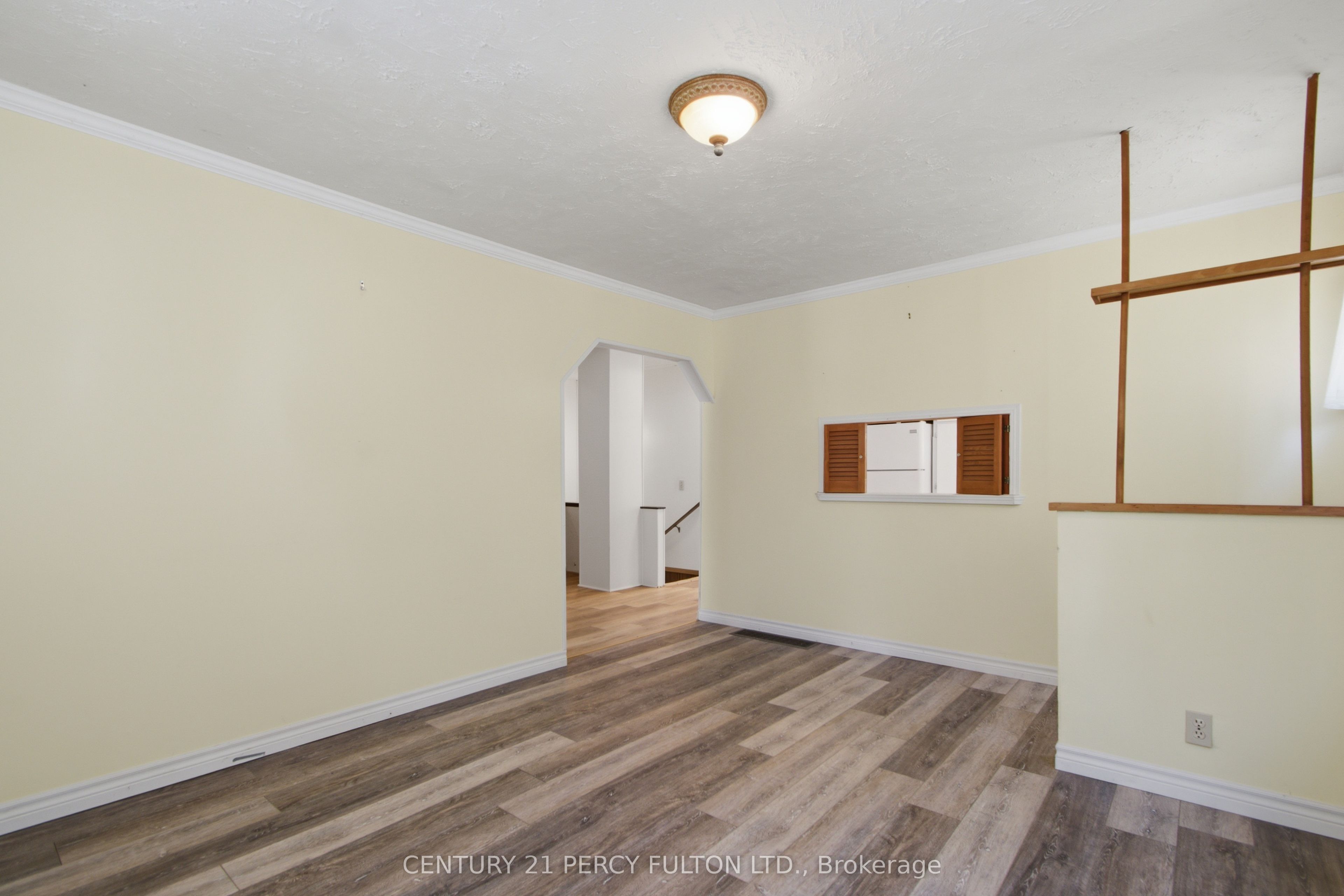 7 Valleyview Crescent Property Photo 5