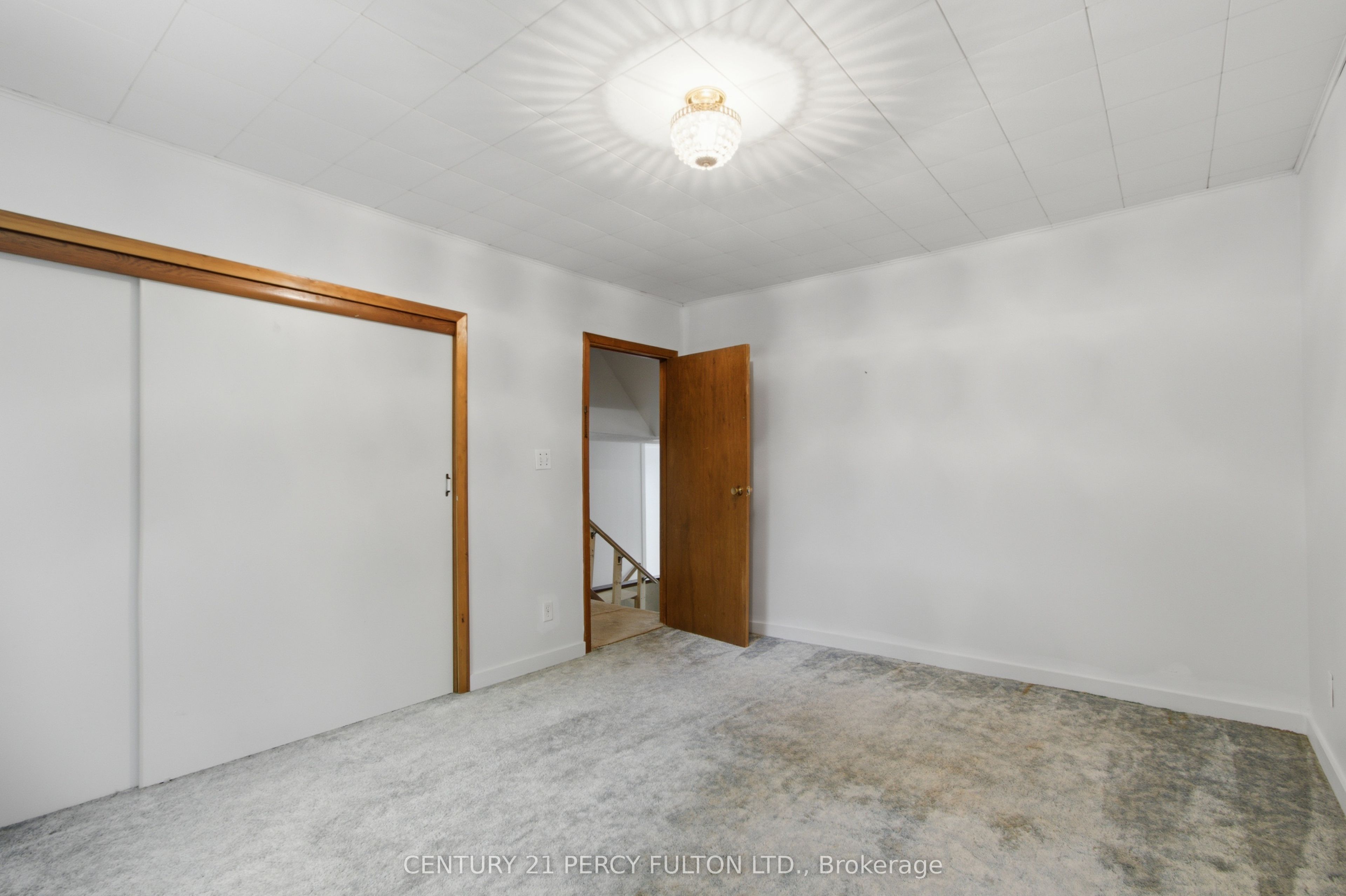7 Valleyview Crescent Property Photo 16