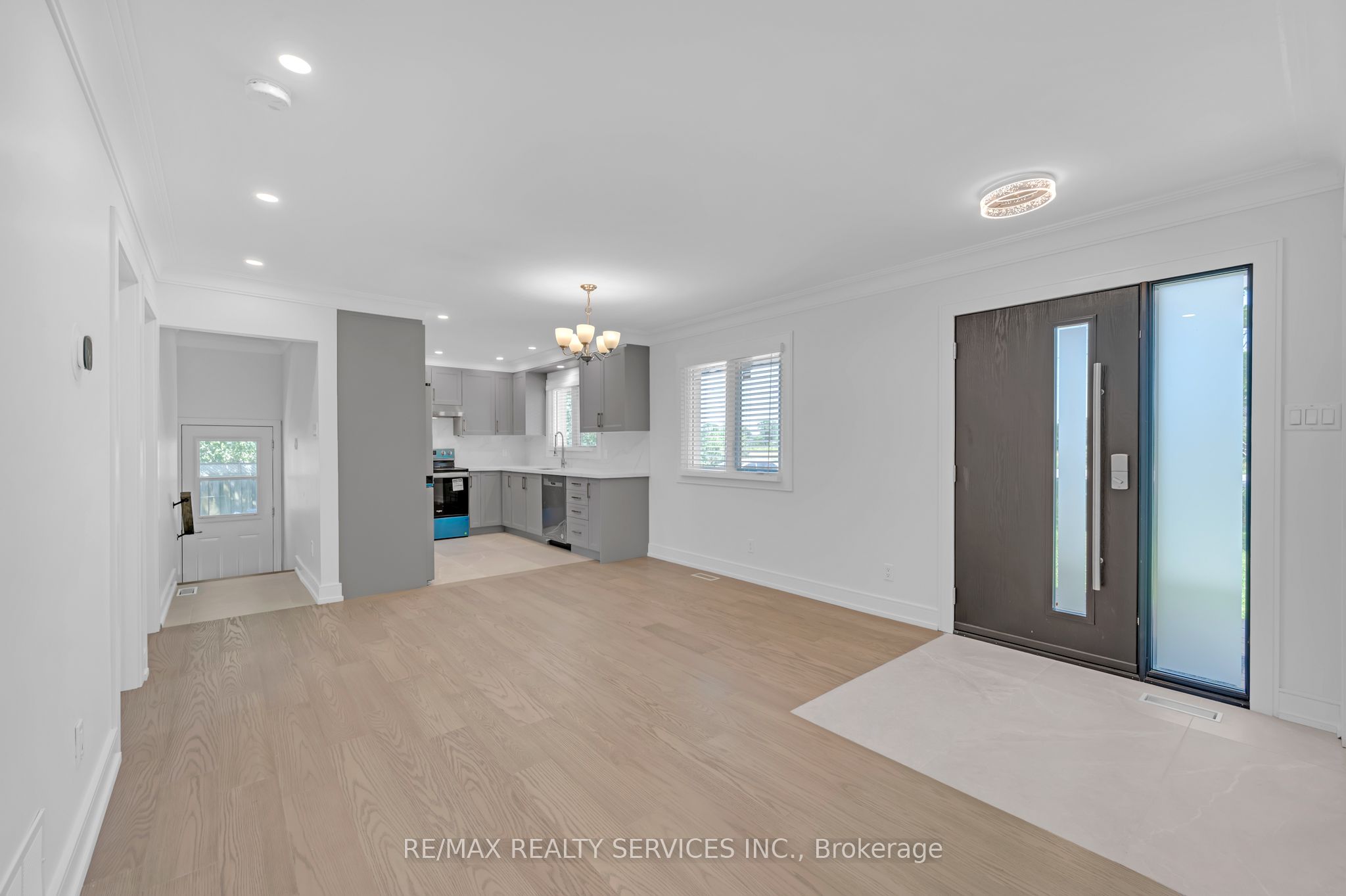 326 Mountain Road Property Photo 5