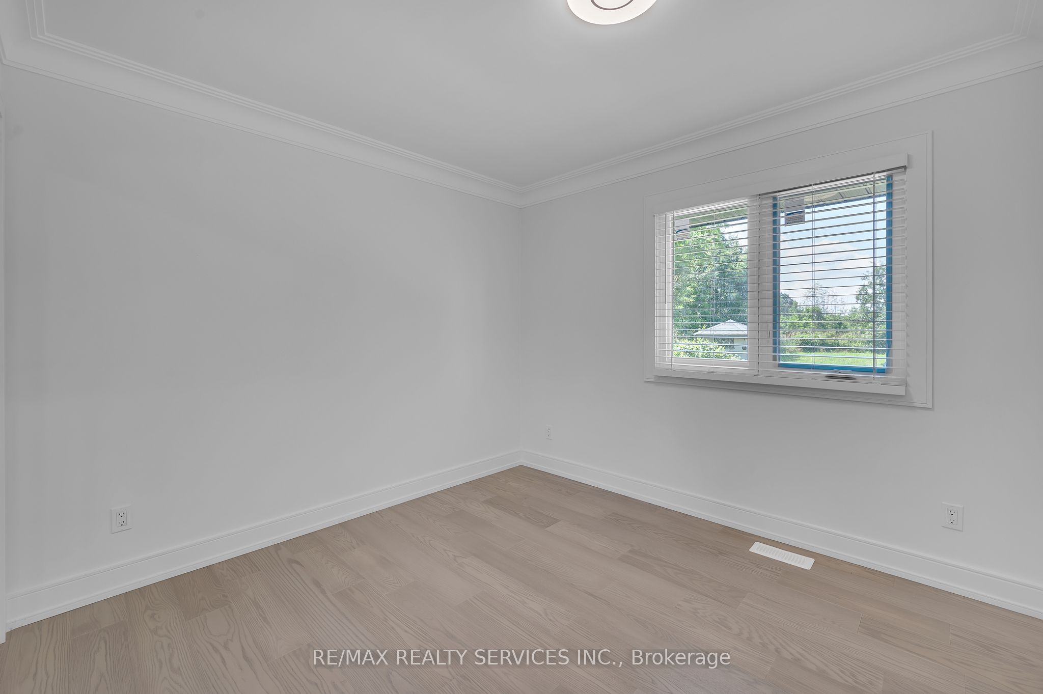 326 Mountain Road Property Photo 12