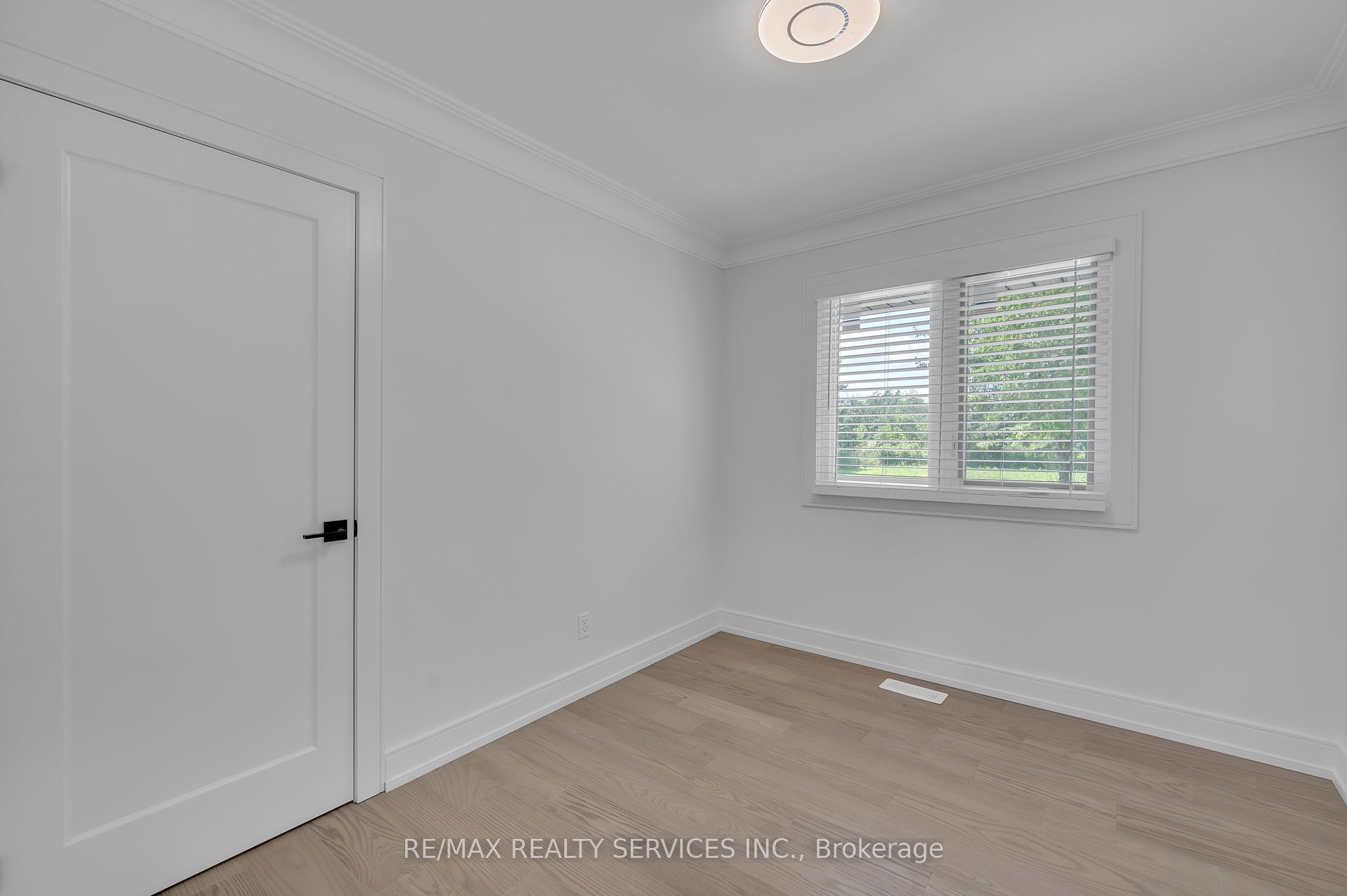 326 Mountain Road Property Photo 16