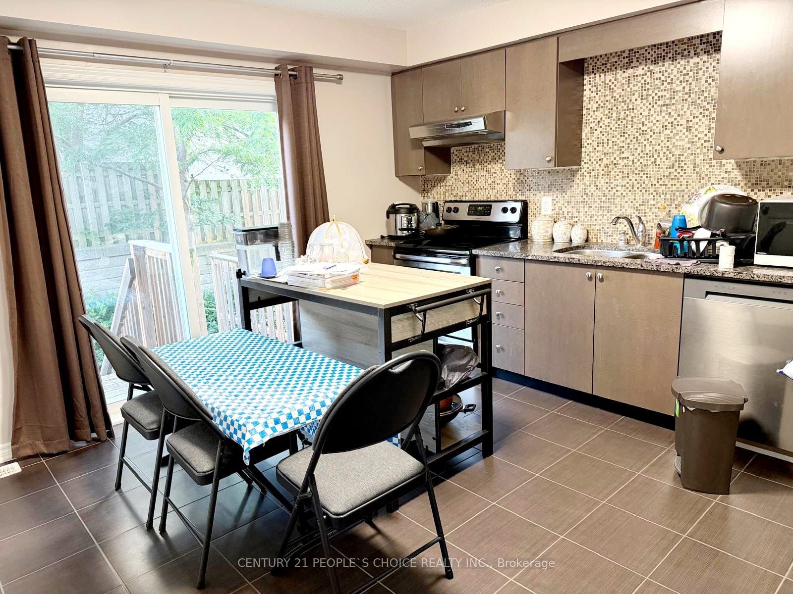 12 Poplar Drive 1 Property Photo 4