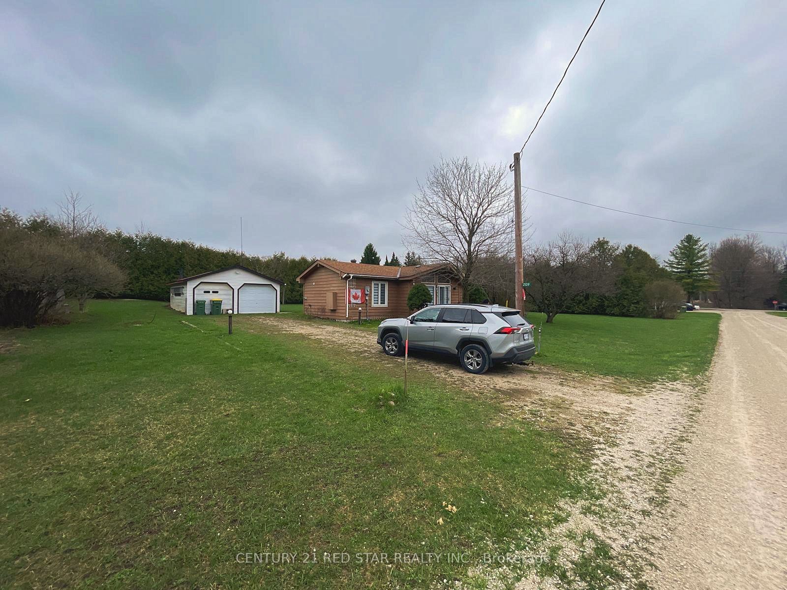 209 Evans Street Property Photo 1
